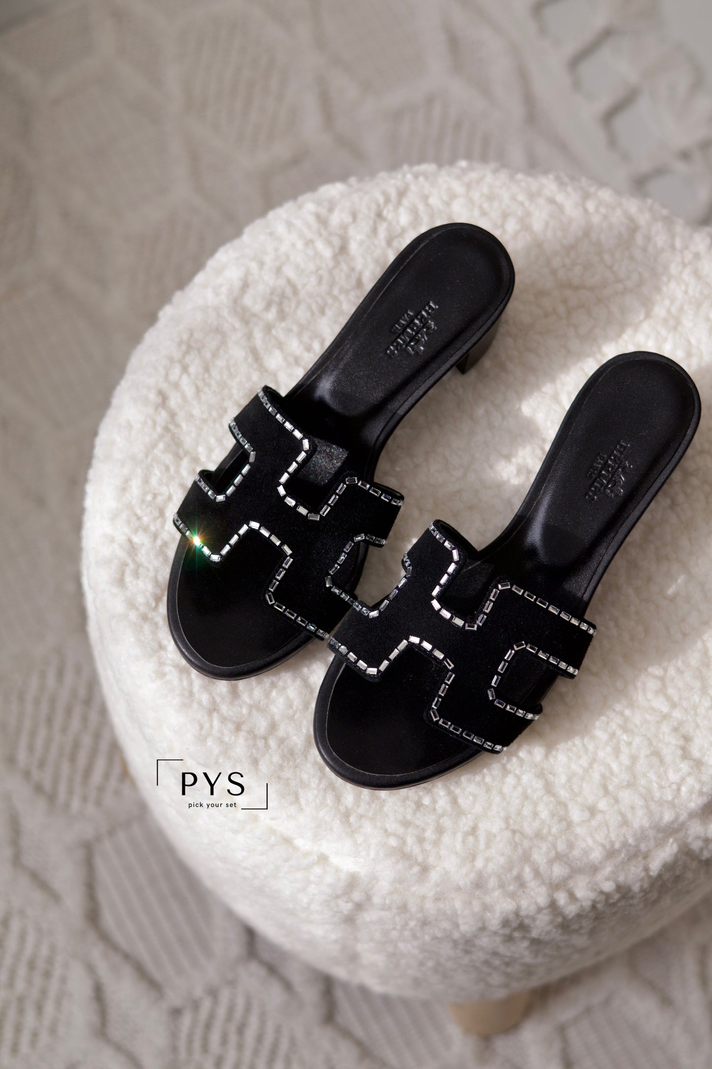 Oasis sandal
