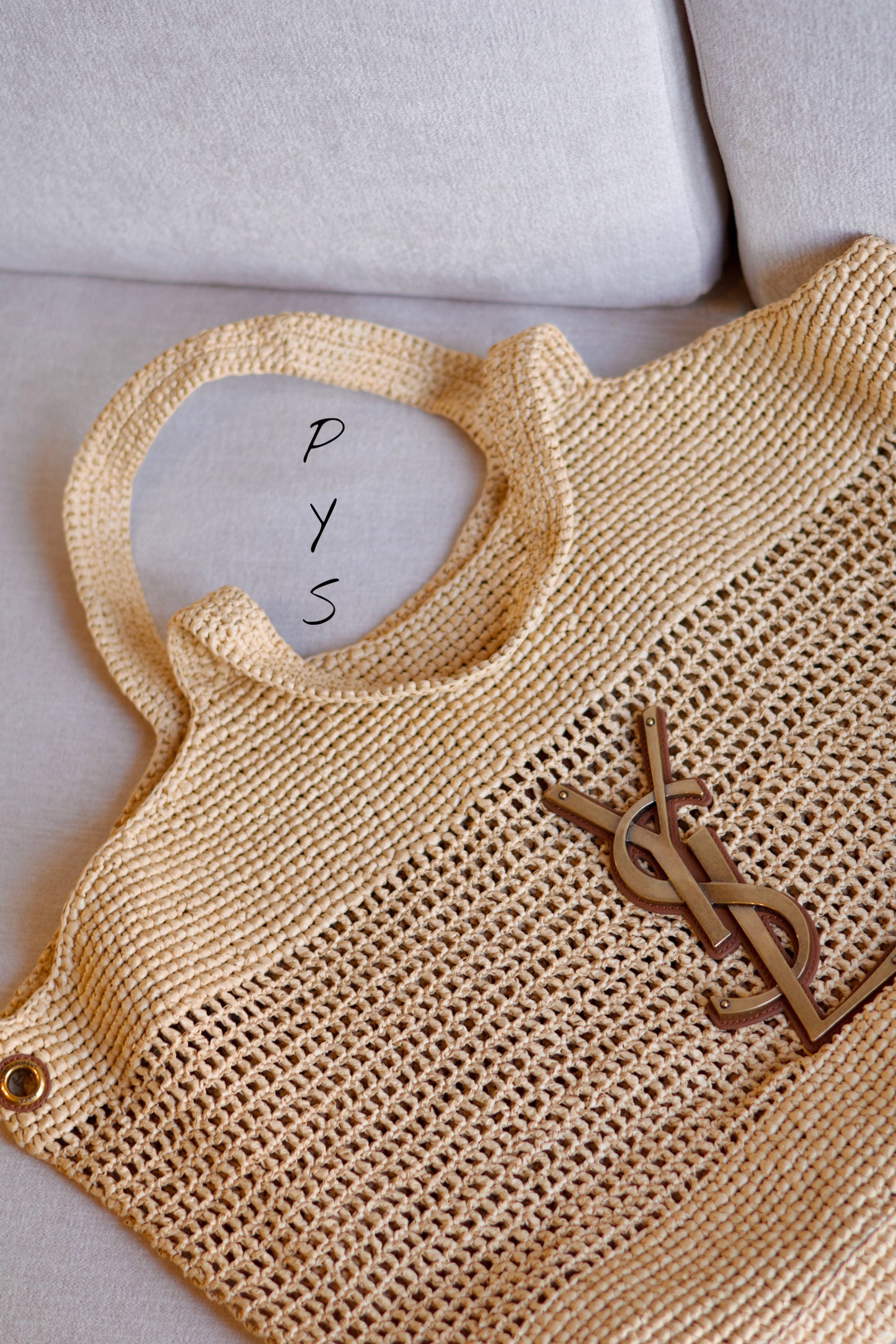 Icare In Raffia