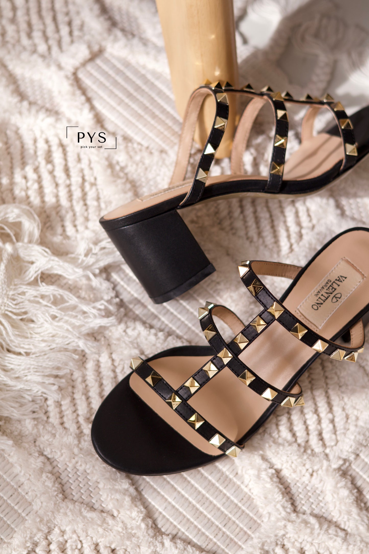 ROCKSTUD SLIDE SANDAL 60 MM