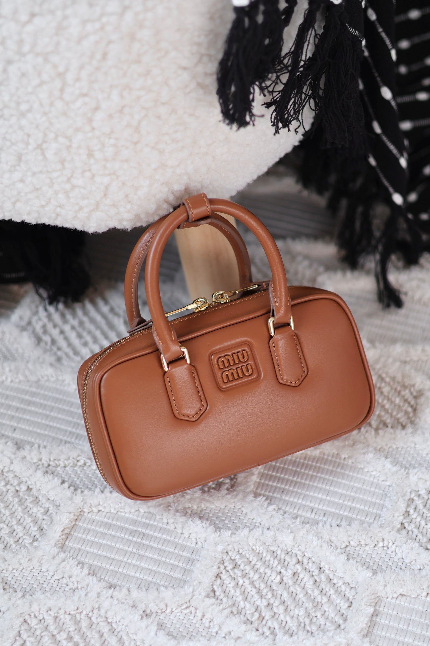 Arcadie leather bag