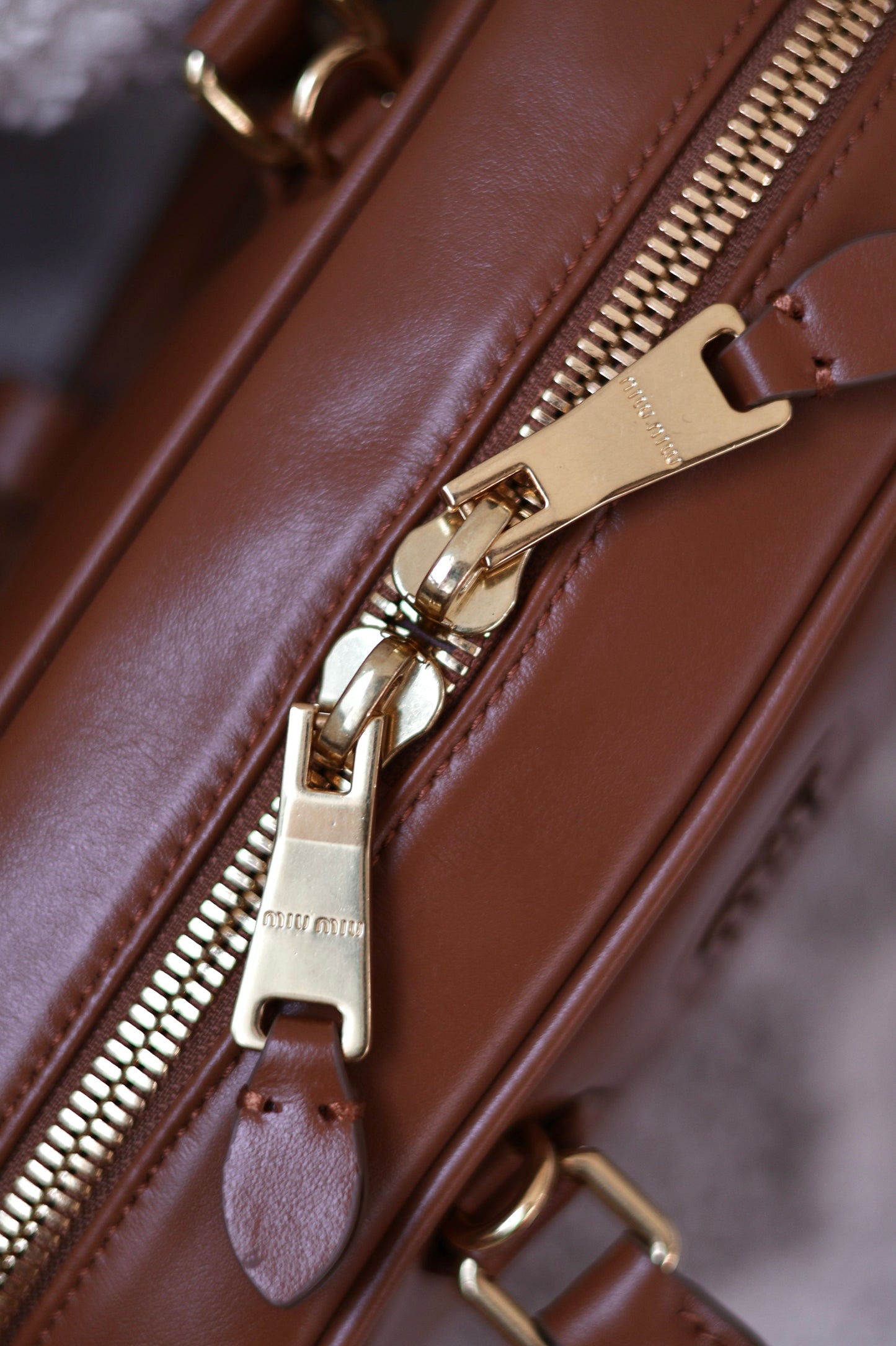 Arcadie leather bag