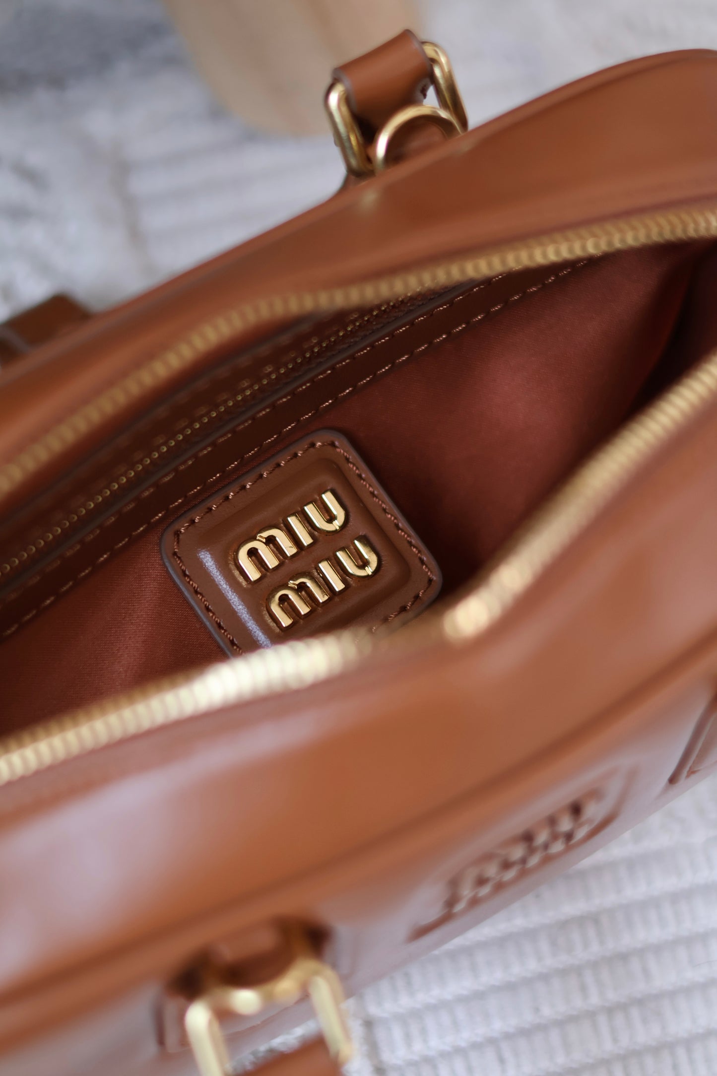 Arcadie leather bag