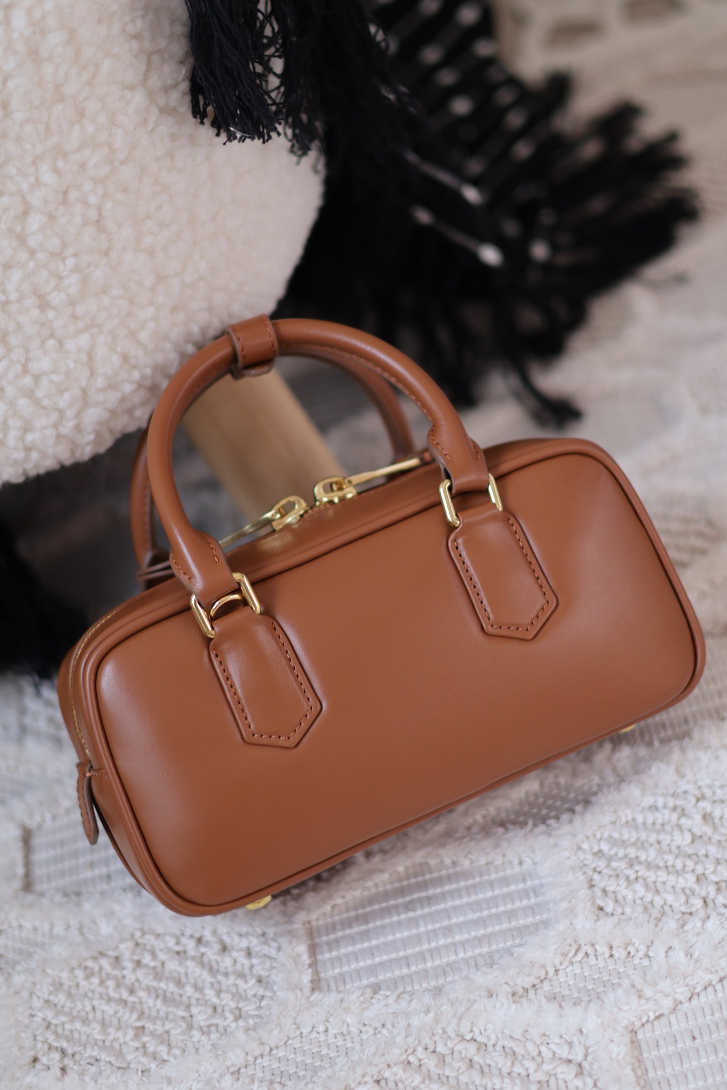 Arcadie leather bag
