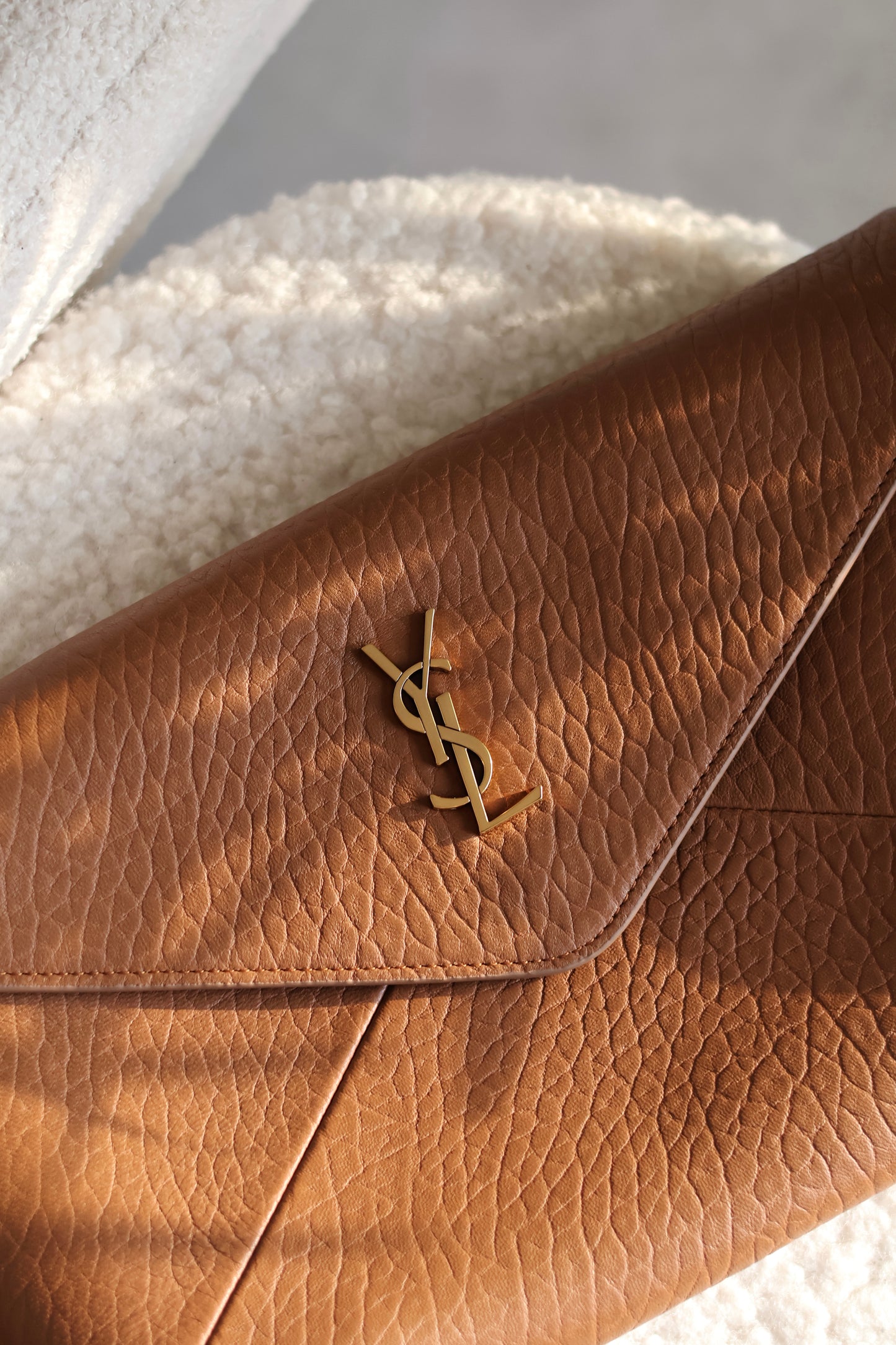 Cassandre clutch