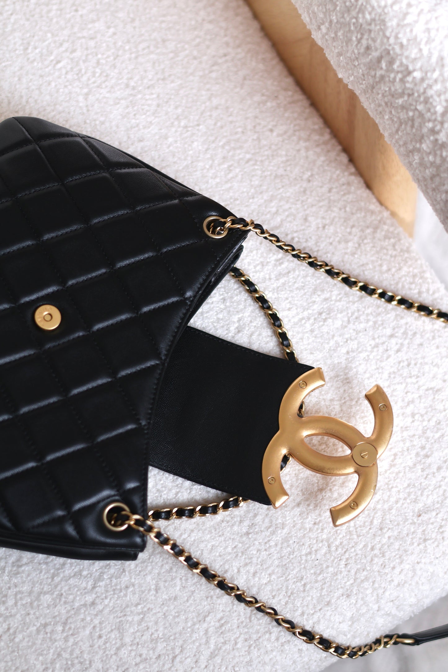 24c vintage bag