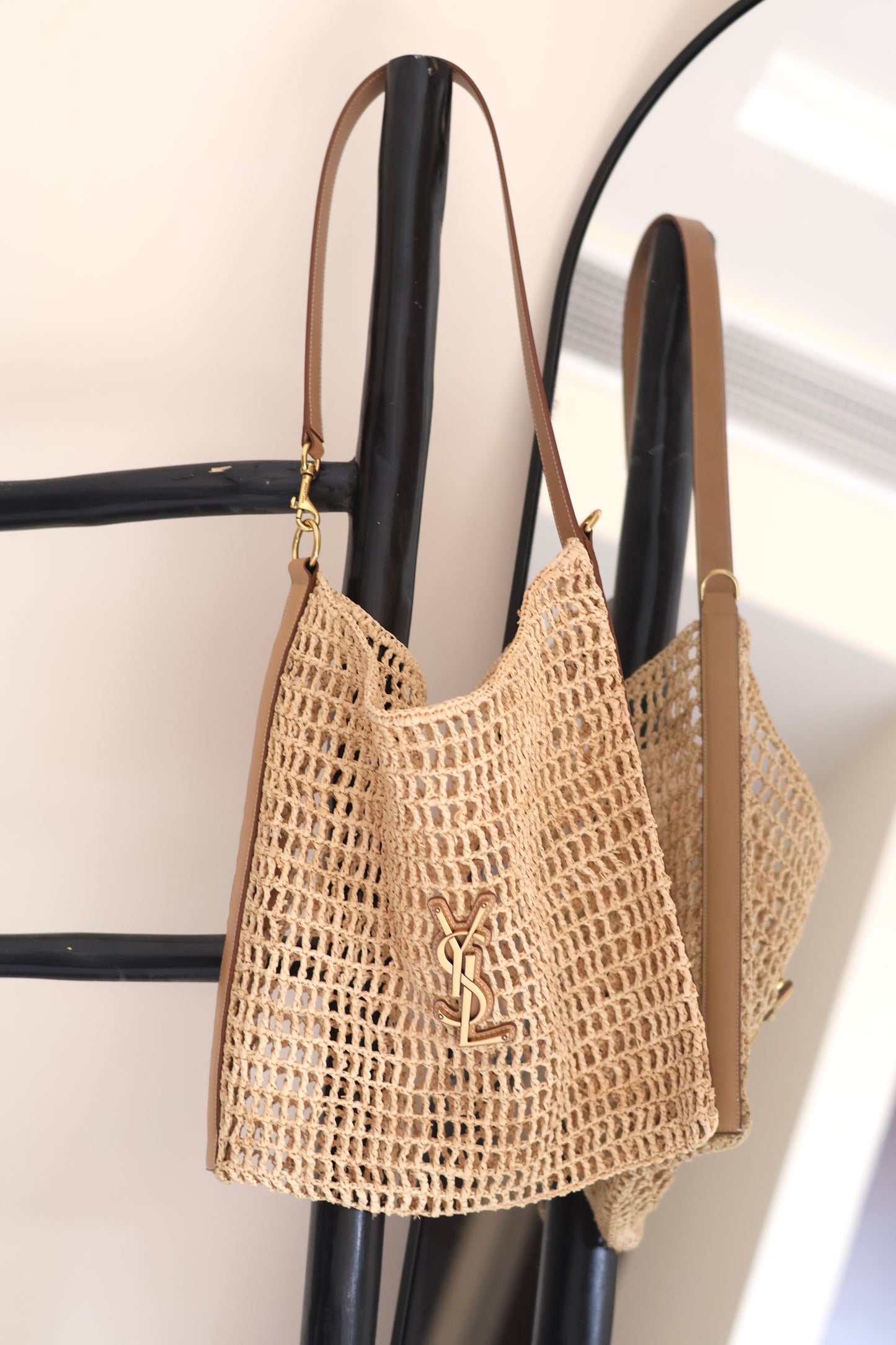 Raffia Oxalis