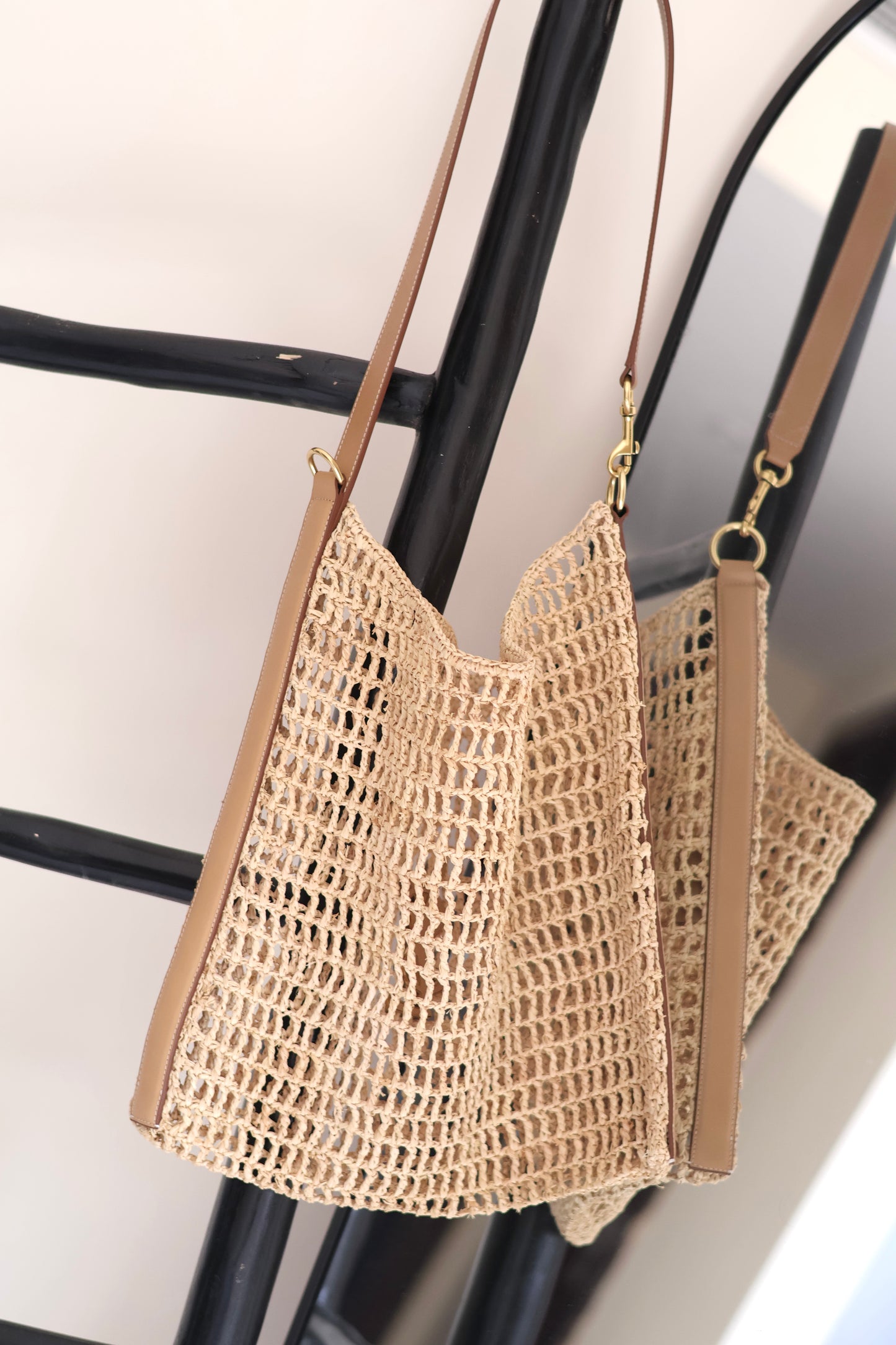Raffia Oxalis