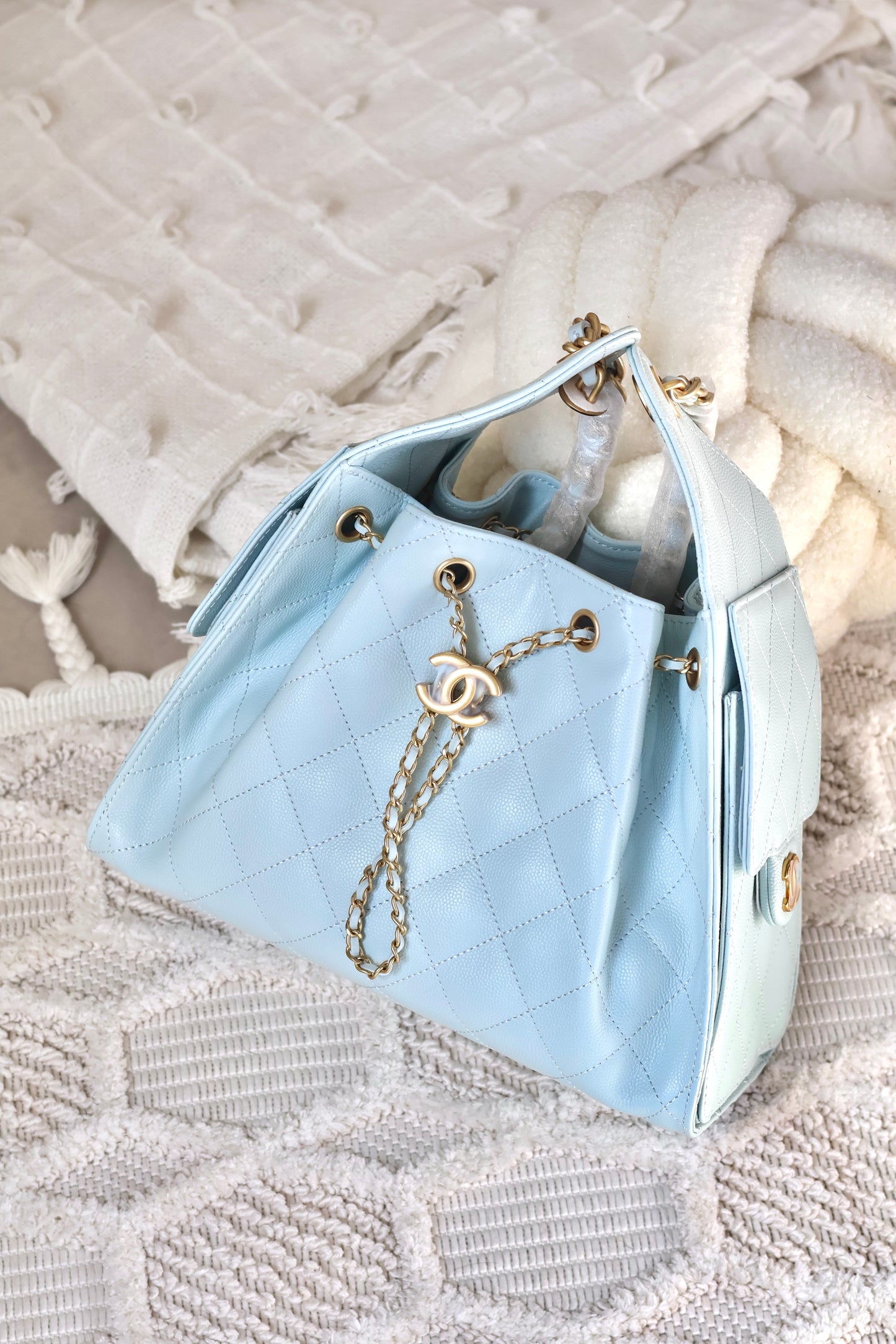 25 Small Handbag