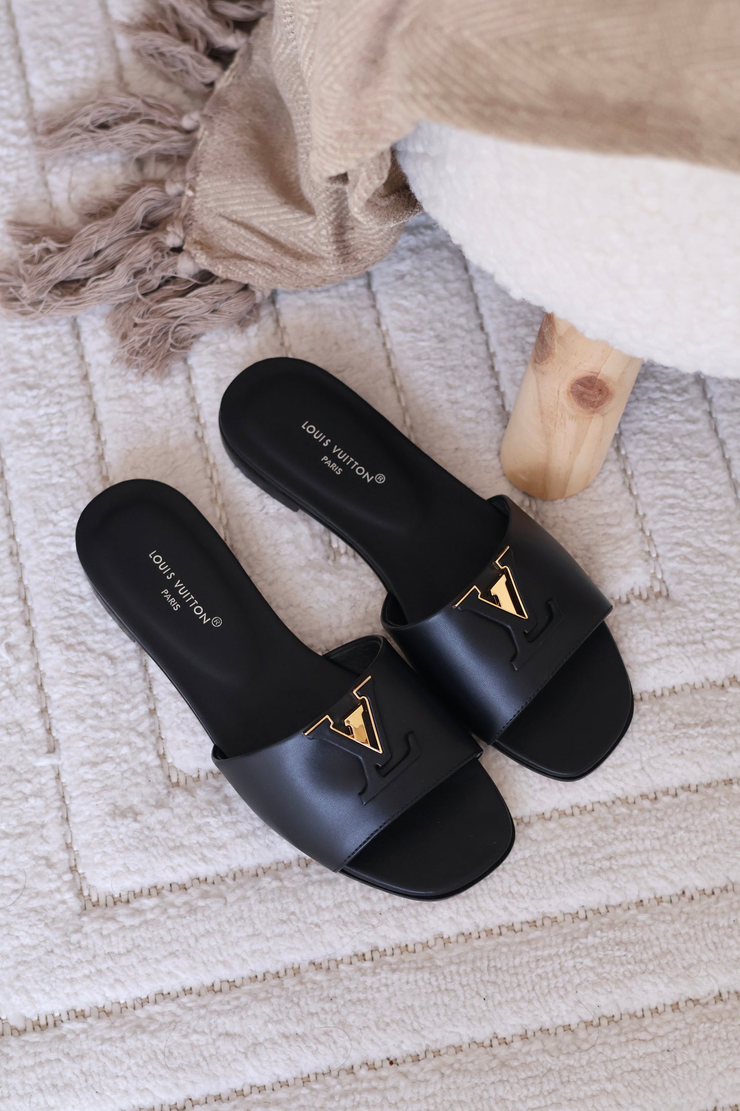 LV Mare Flat Mule