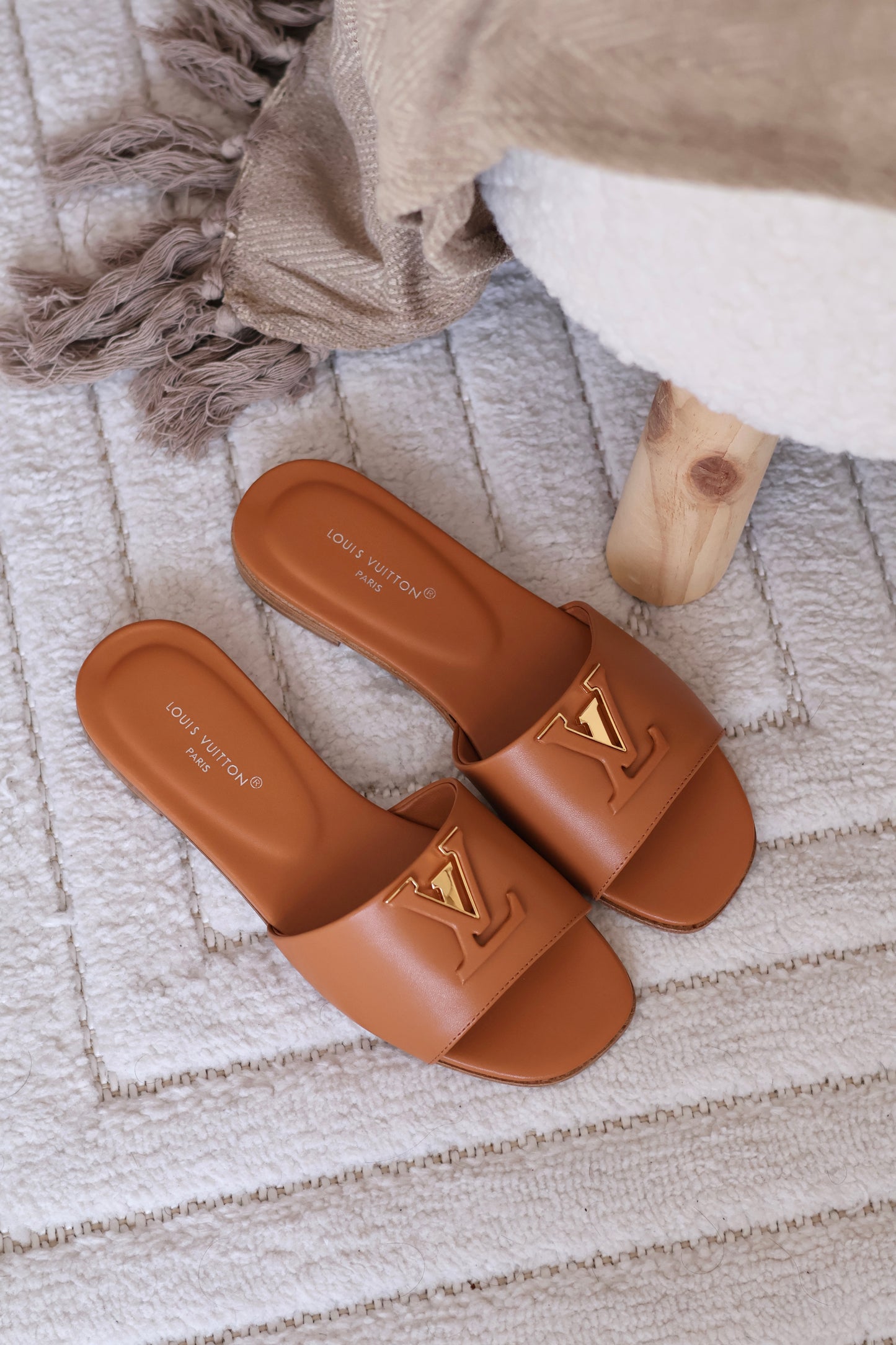 LV Mare Flat Mule