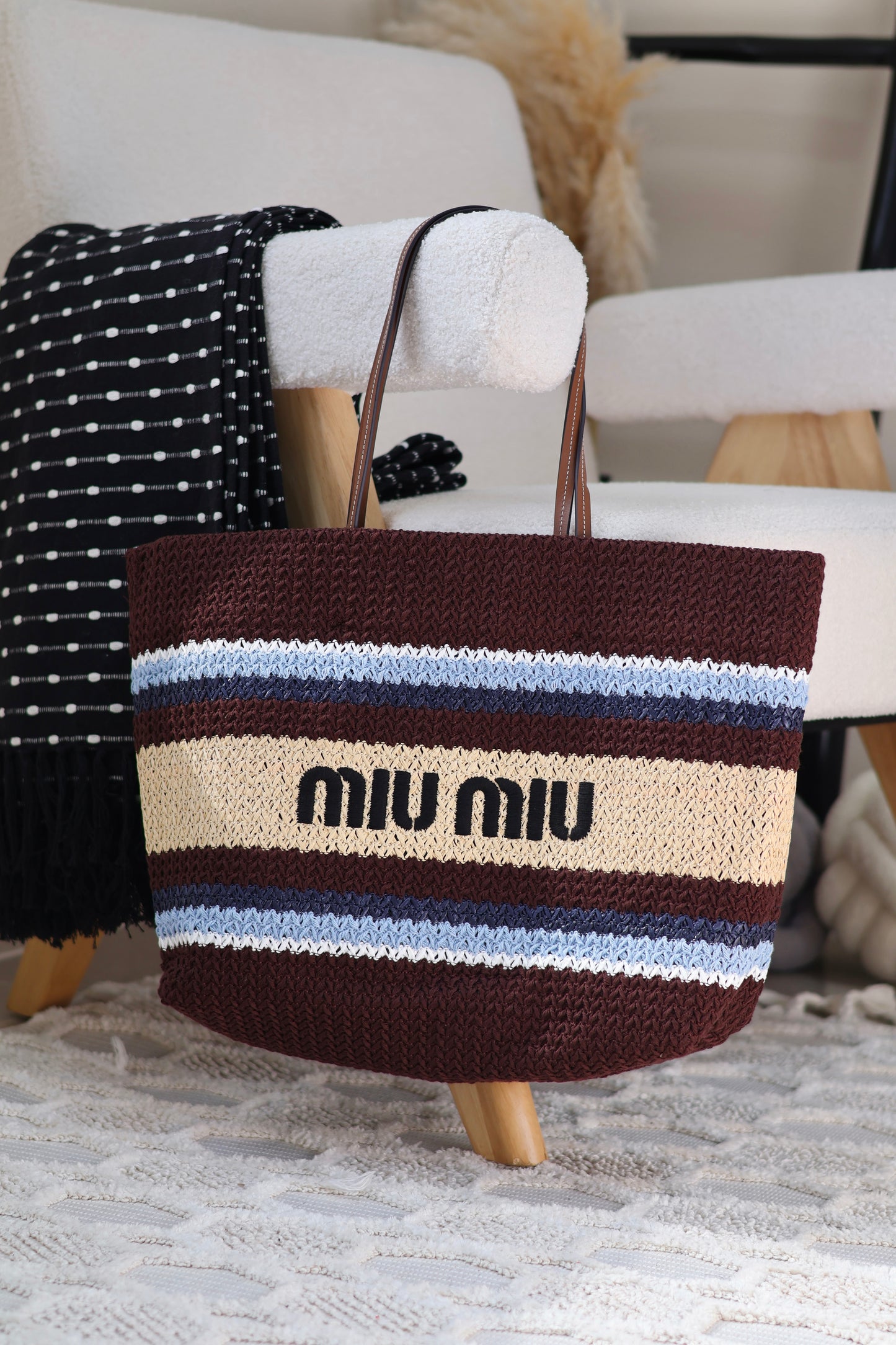 Raffia-effect woven tote bag