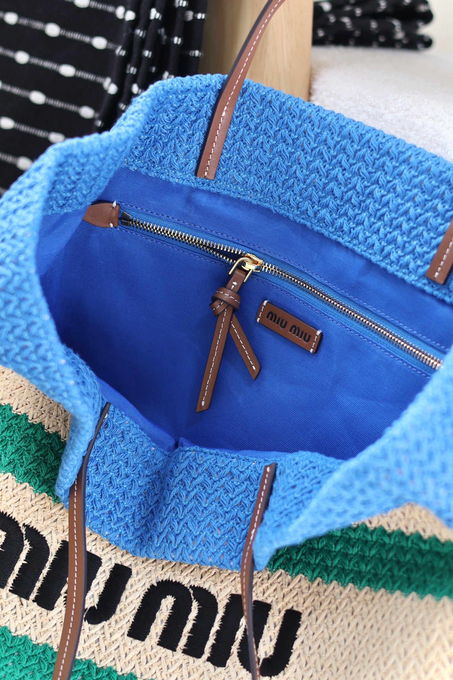 Raffia-effect woven tote bag