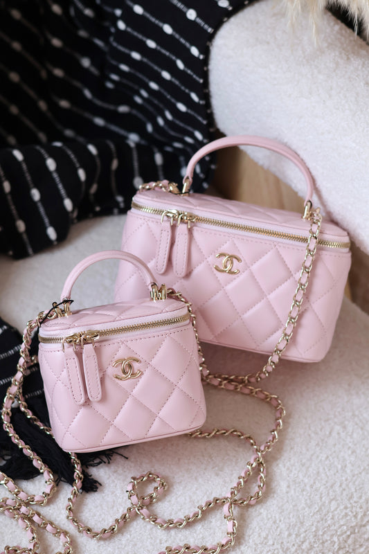 Long Vanity With Chain Lambskin