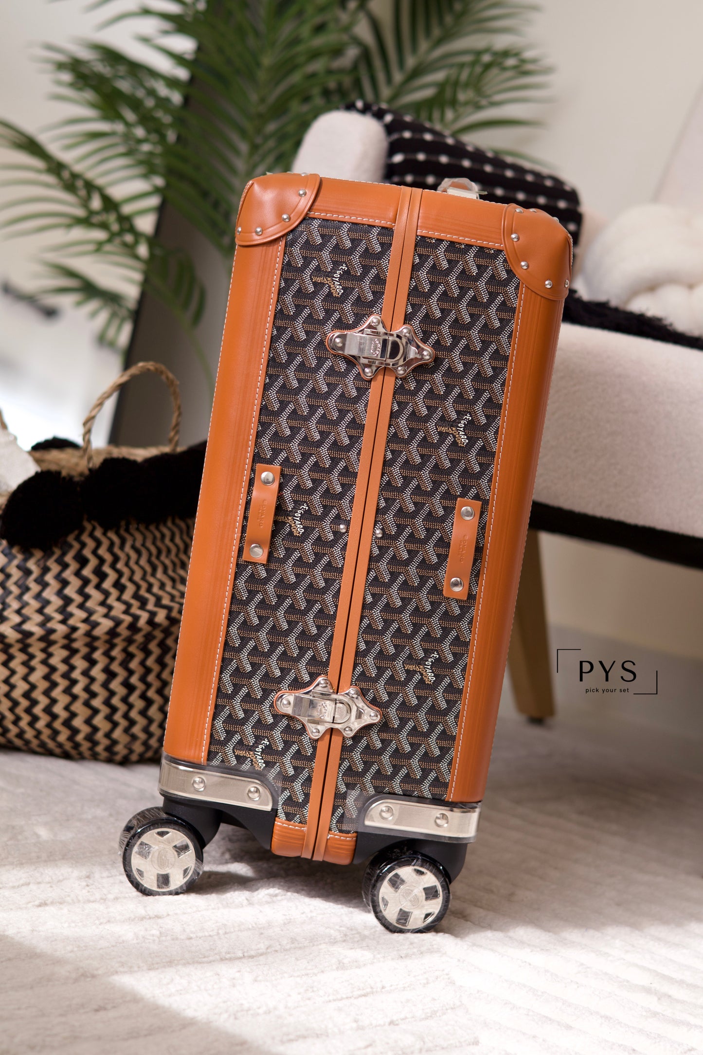 Bourget PM Trolley Case