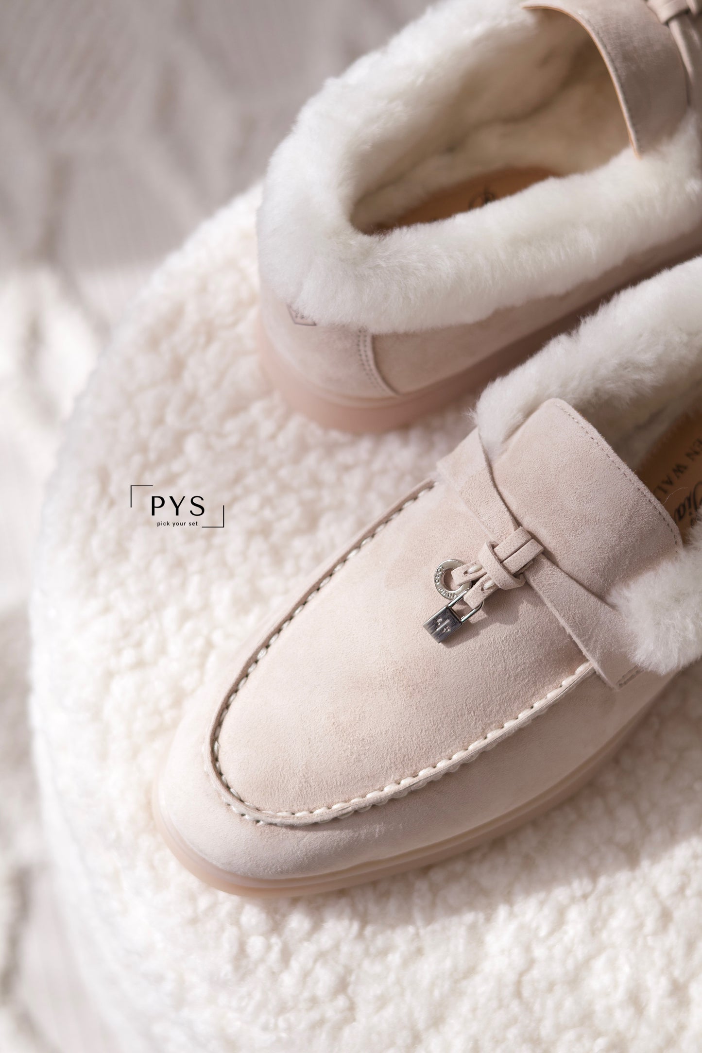 Summer Charms Walk Loafers Fur