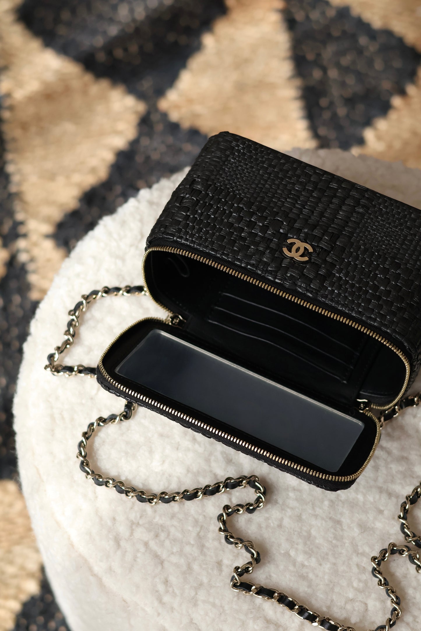 Classic Long Vanity with Chain