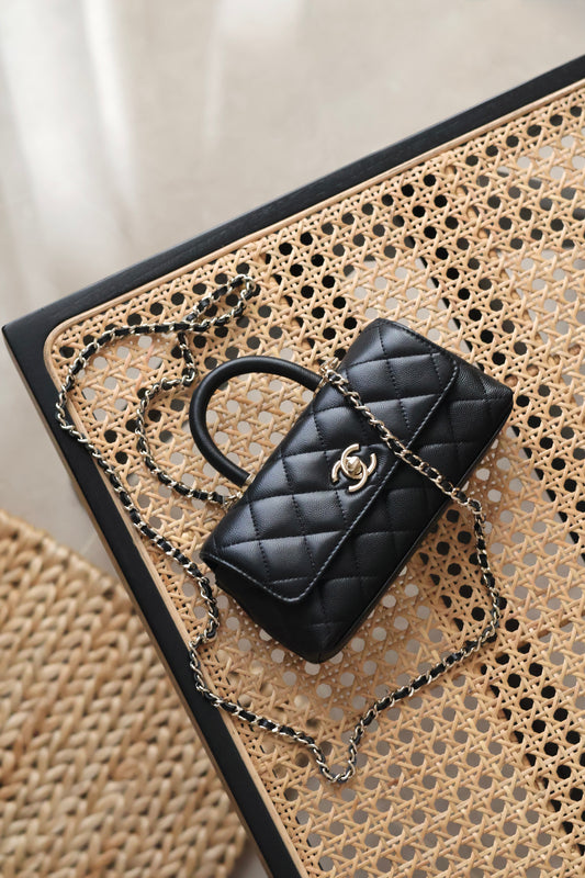 Coco Handle East West Clutch