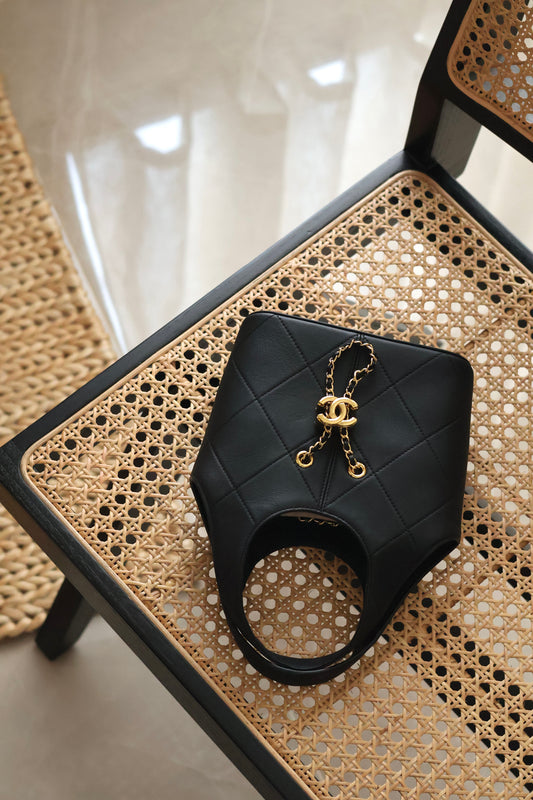Small Tote Calfskin & Gold Tone Metal Black