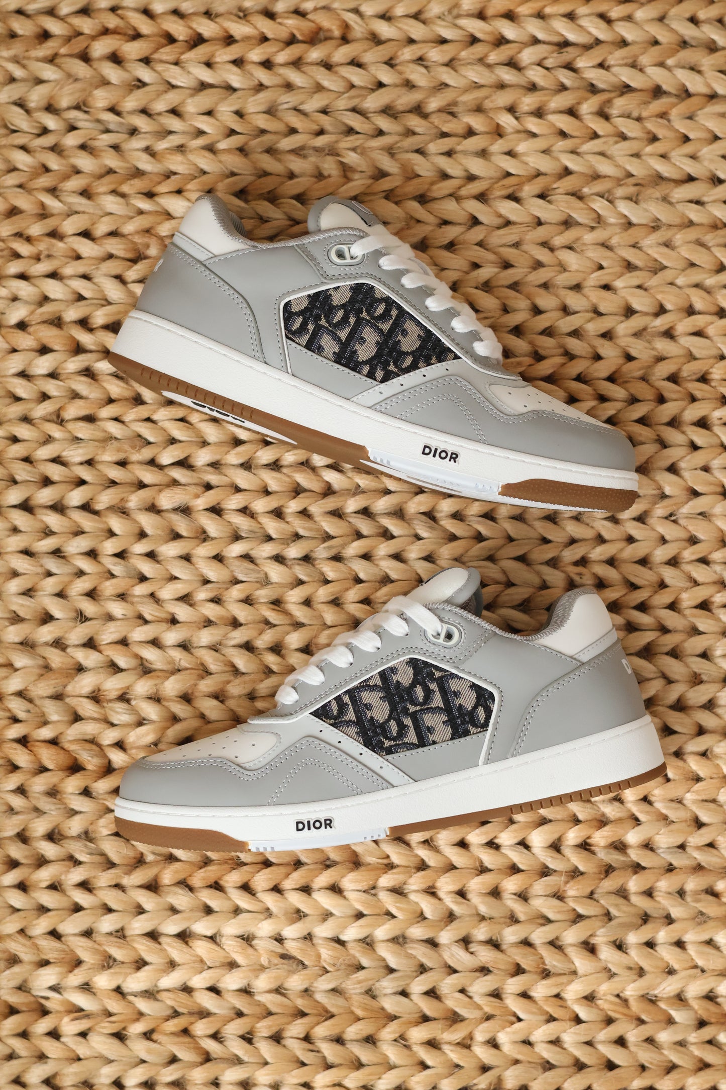 B27 Uptown Low-Top Sneaker