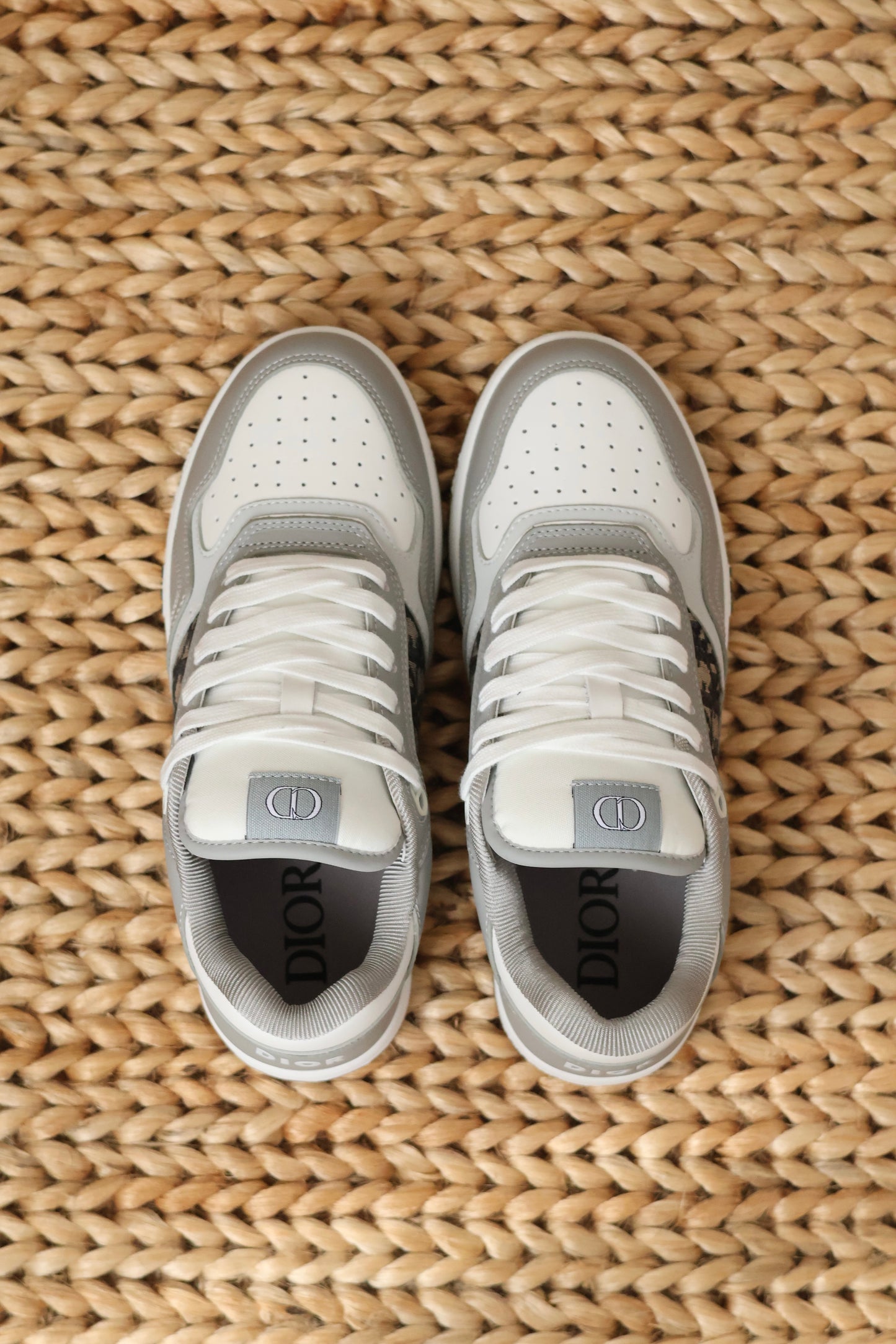 B27 Uptown Low-Top Sneaker