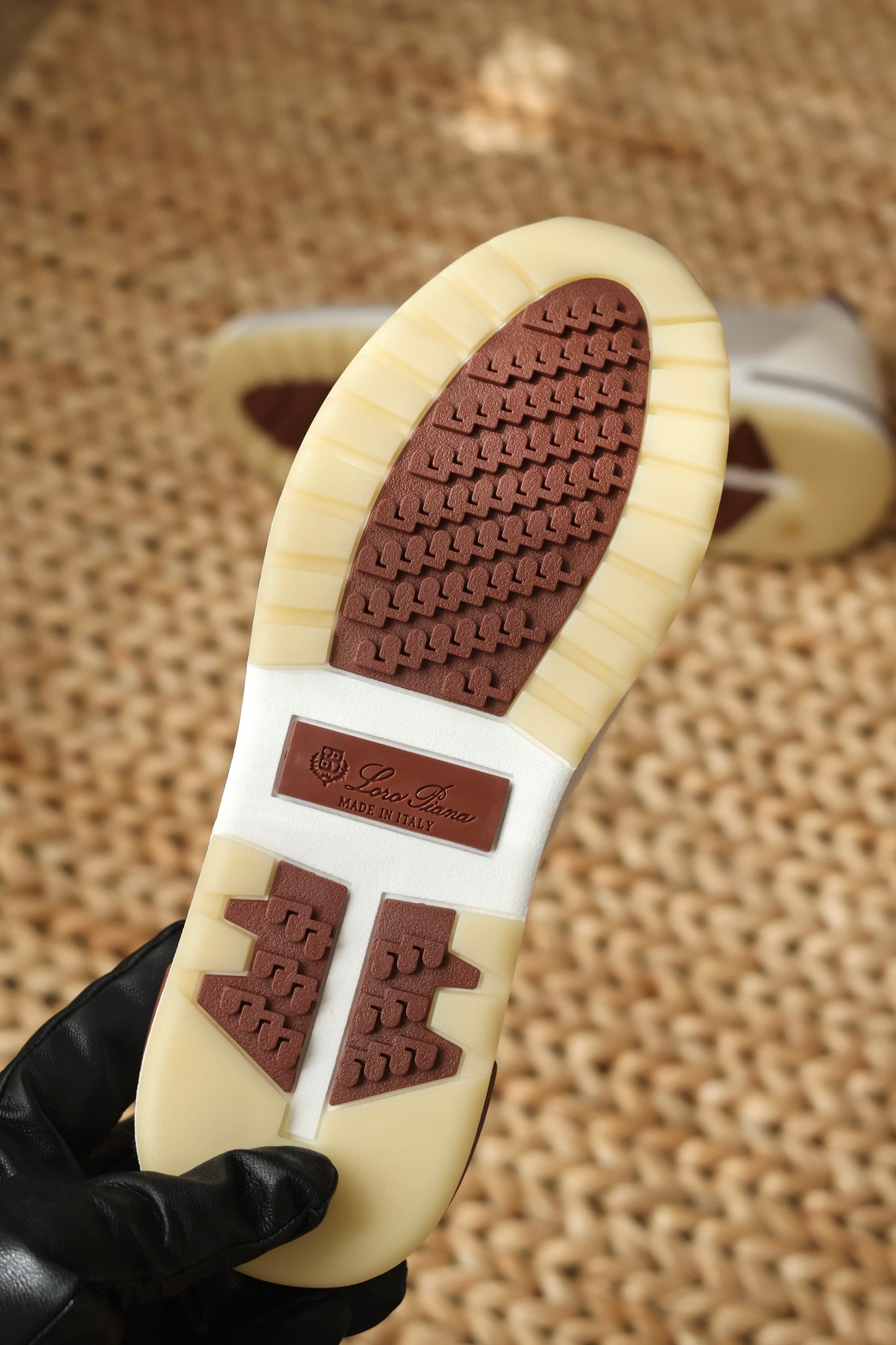 360 LP Flexy Walk Sneaker
