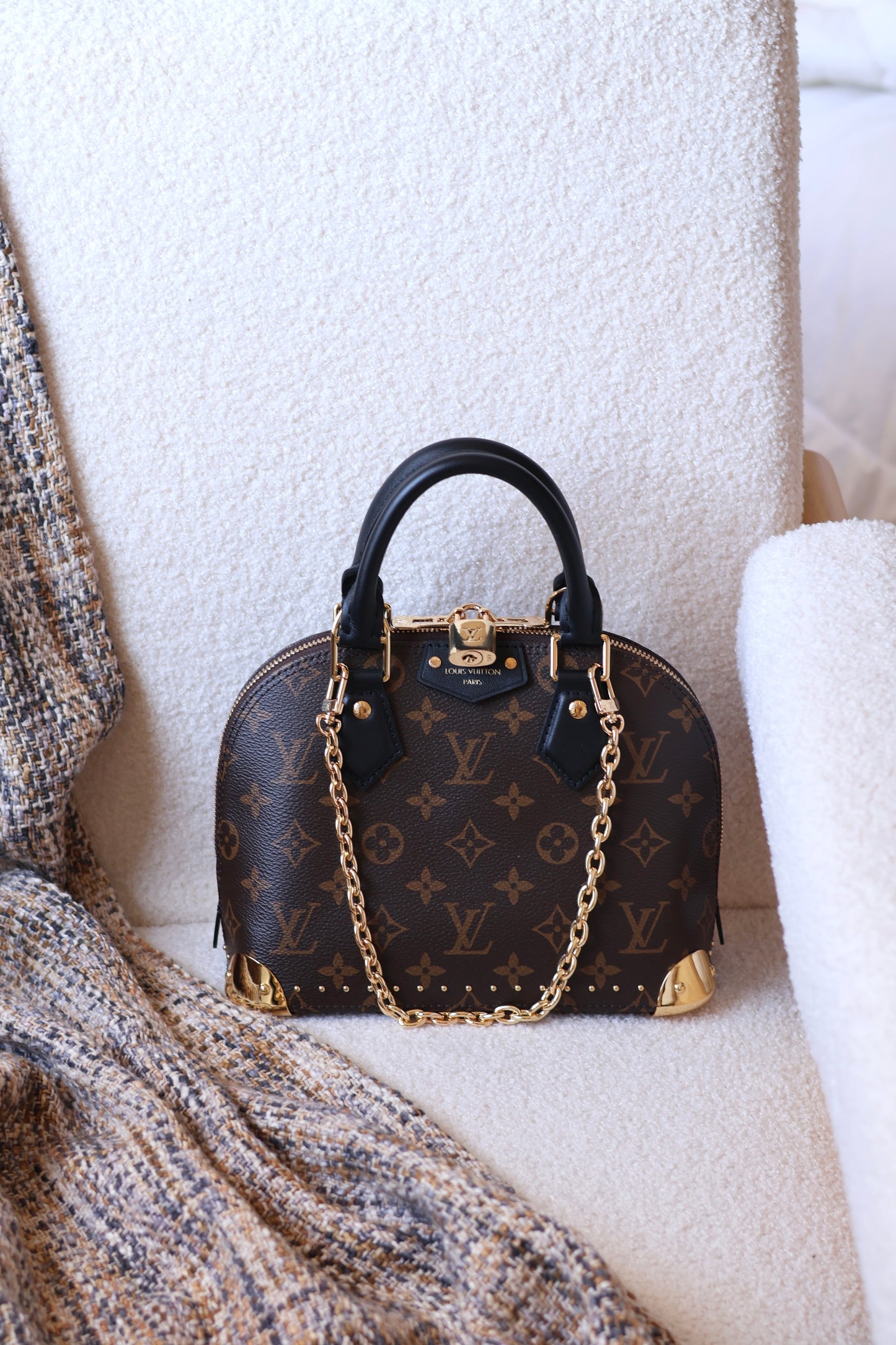 Alma Trunk BB