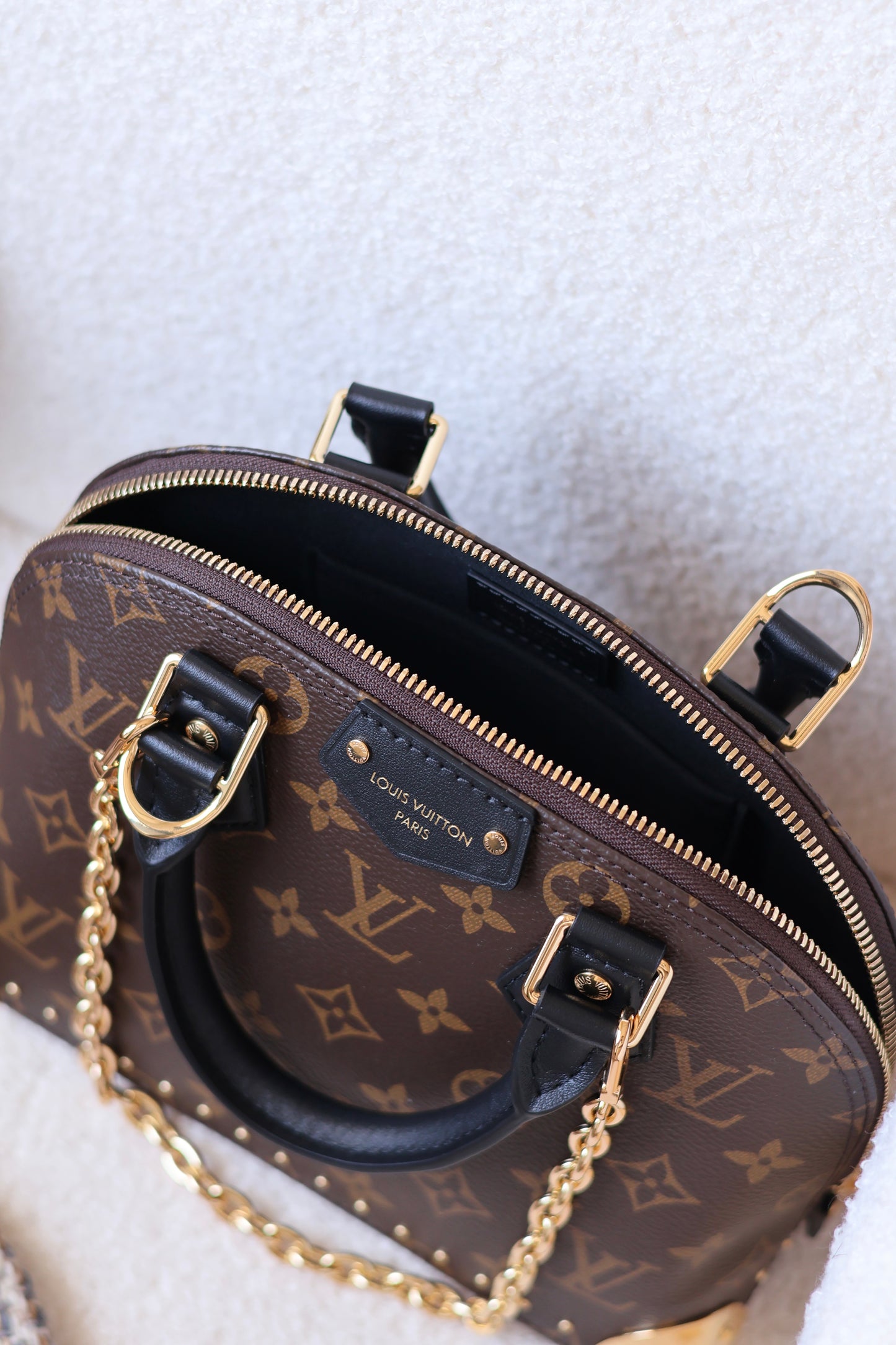 Alma Trunk BB
