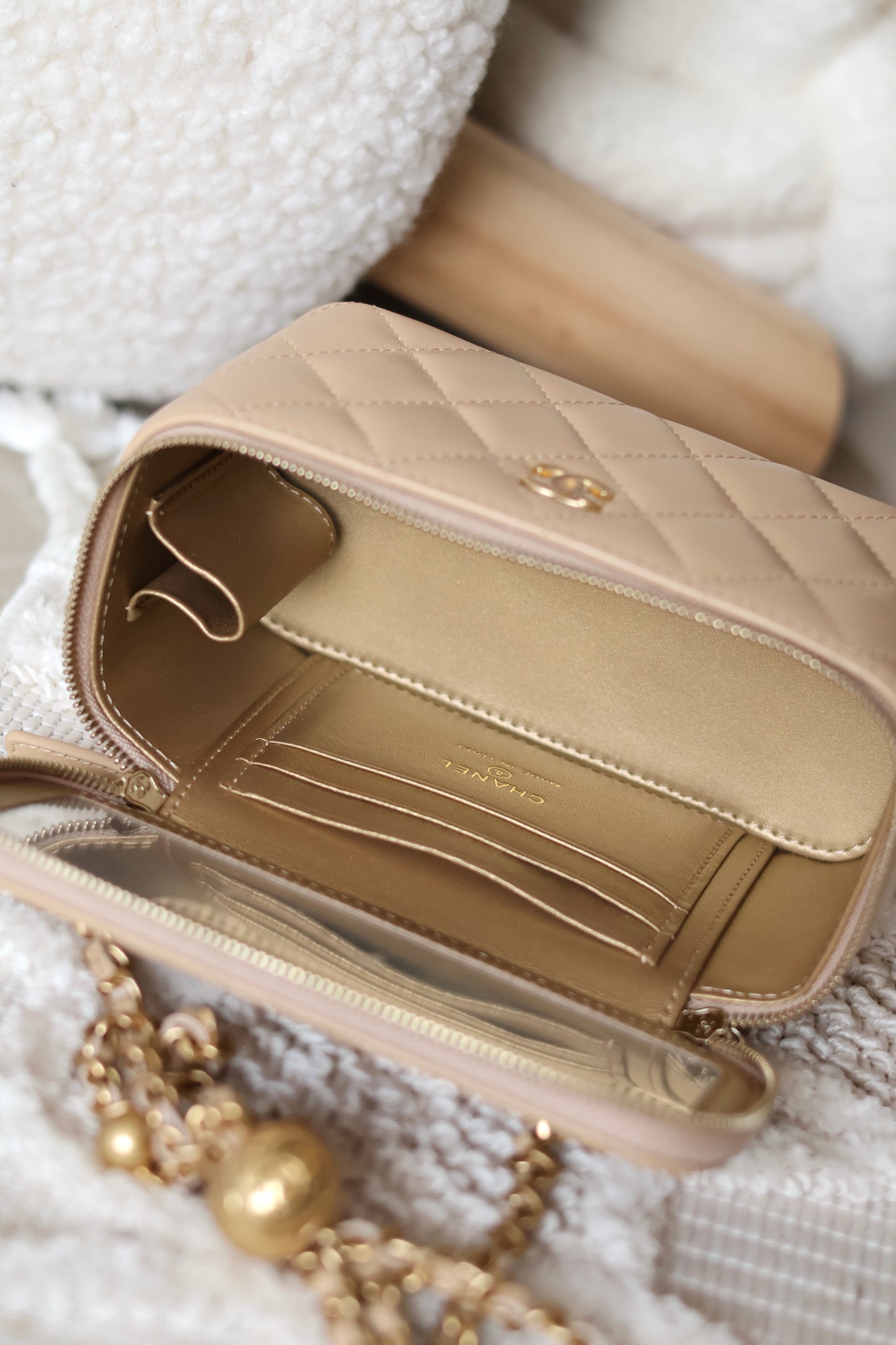 Long Vanity with Chain