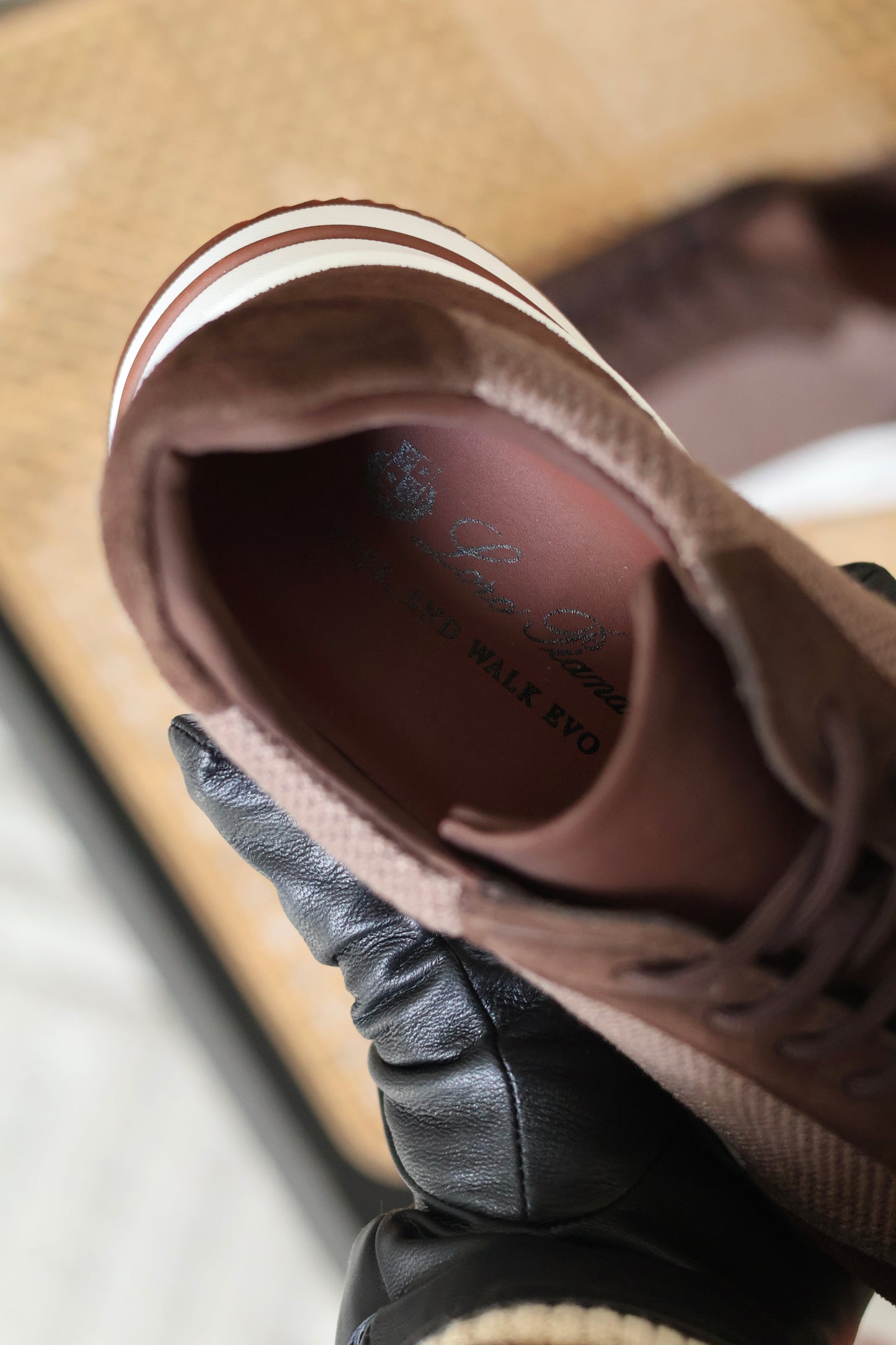 Week End Walk Sneaker