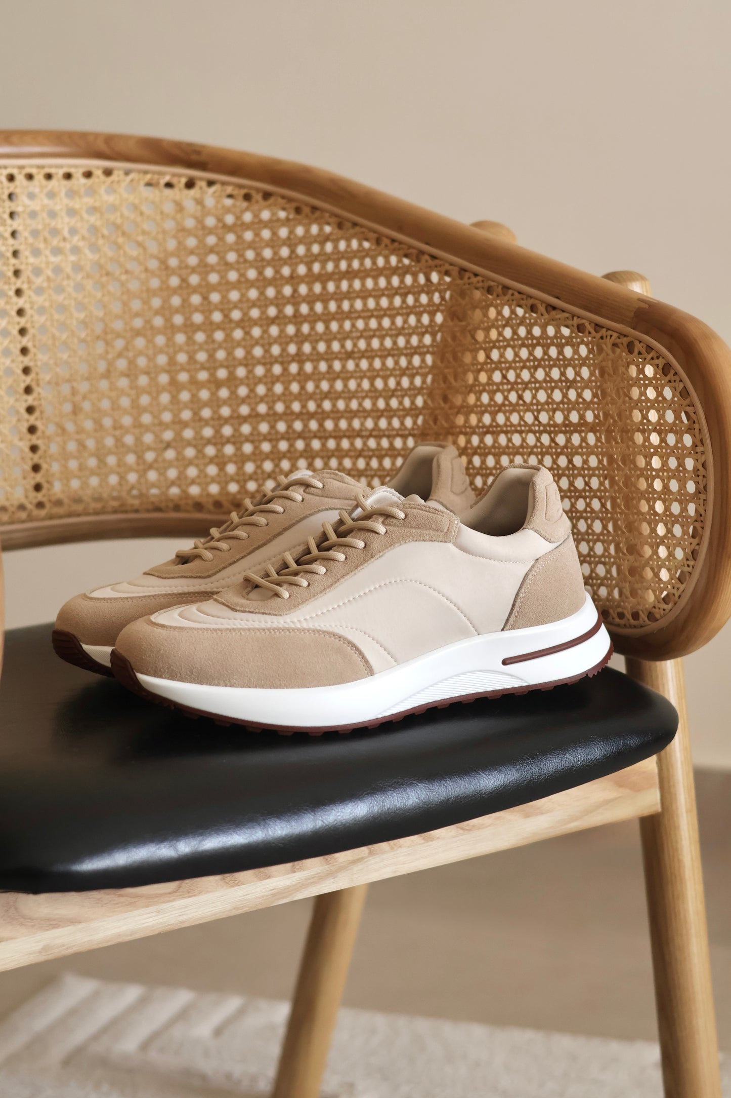 Week End Walk Sneaker