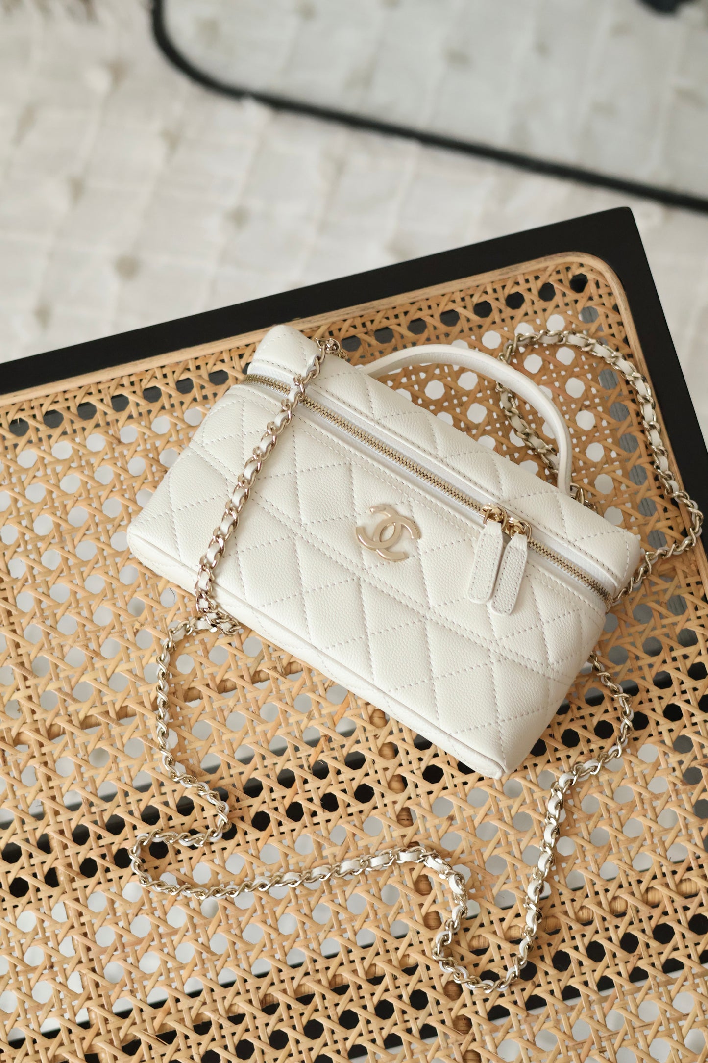 Vanity with Chain in Grained Calfskin