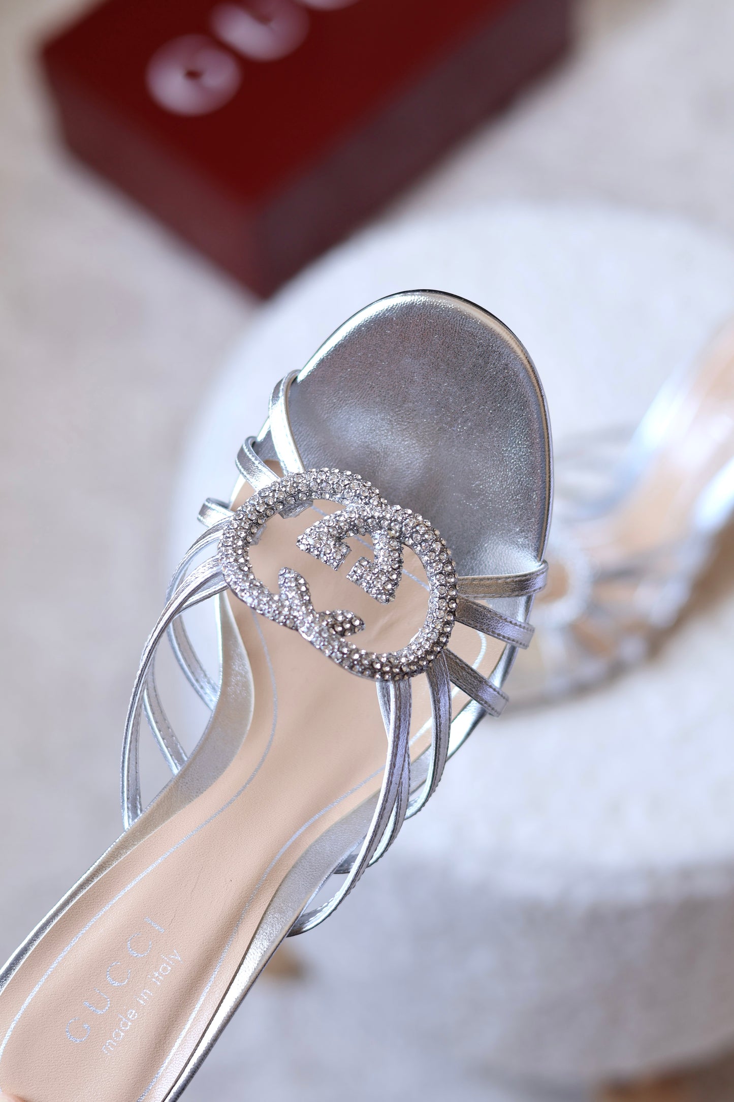 crystal Interlocking G