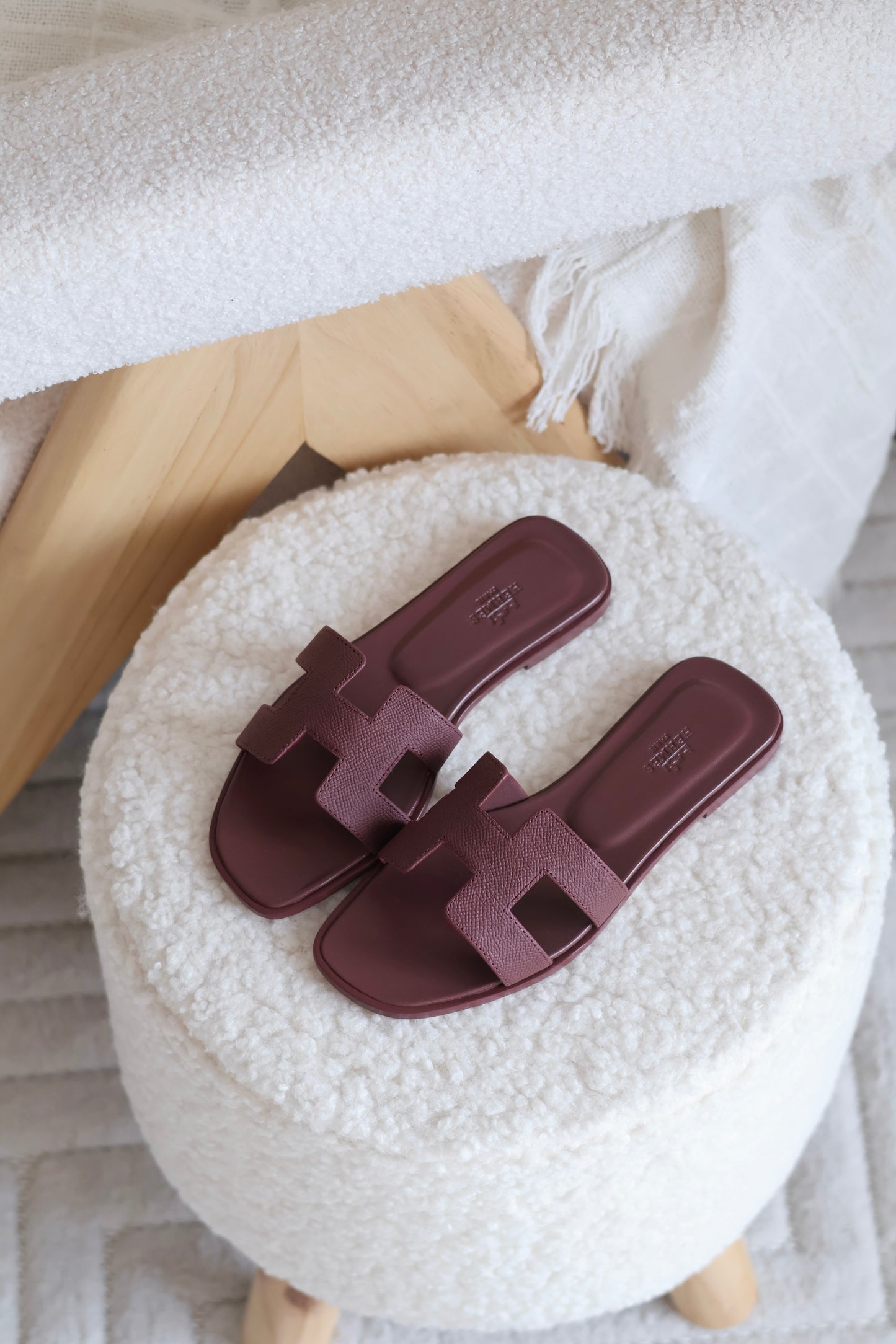 Oran sandal