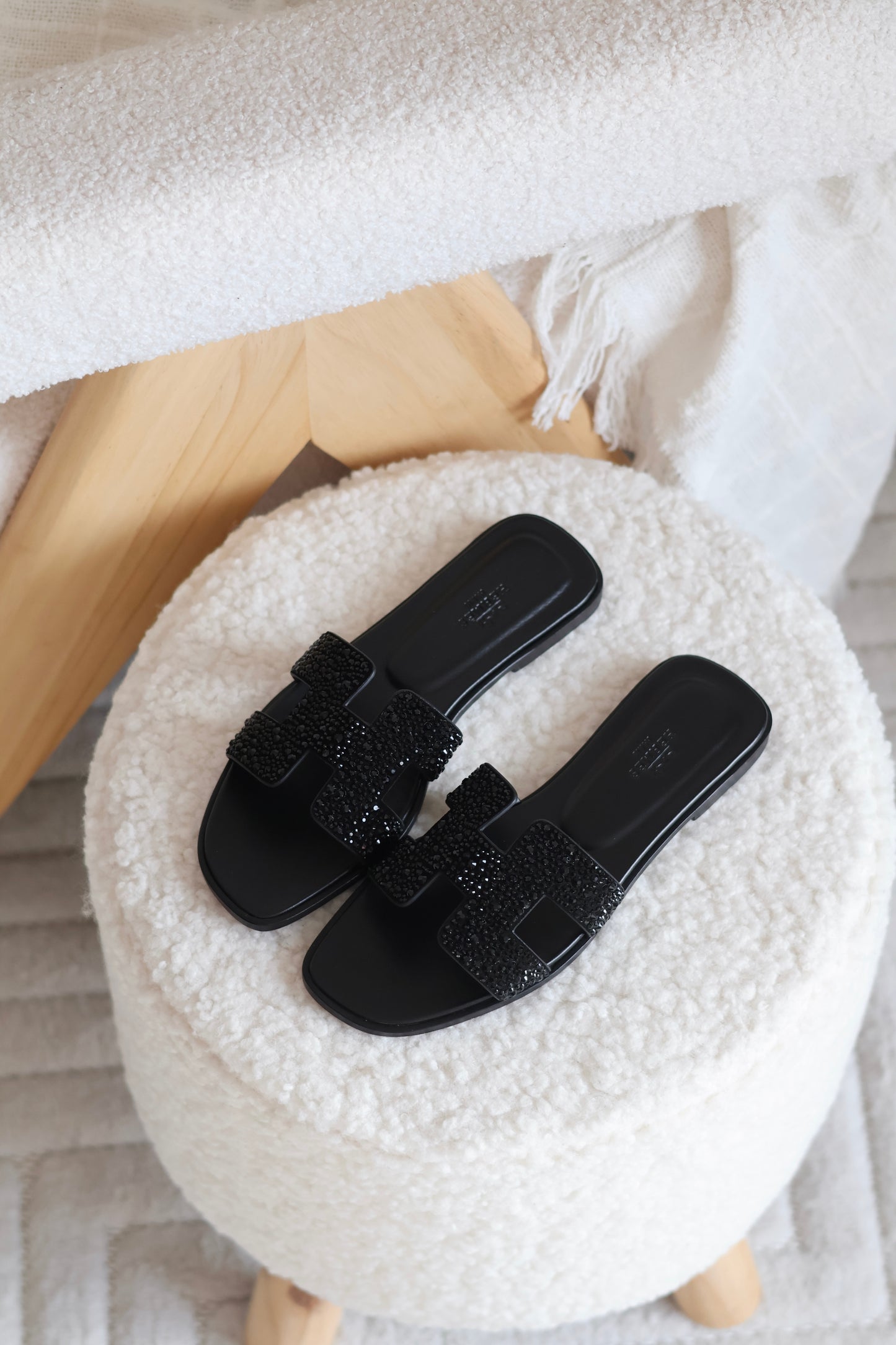 Oran sandal