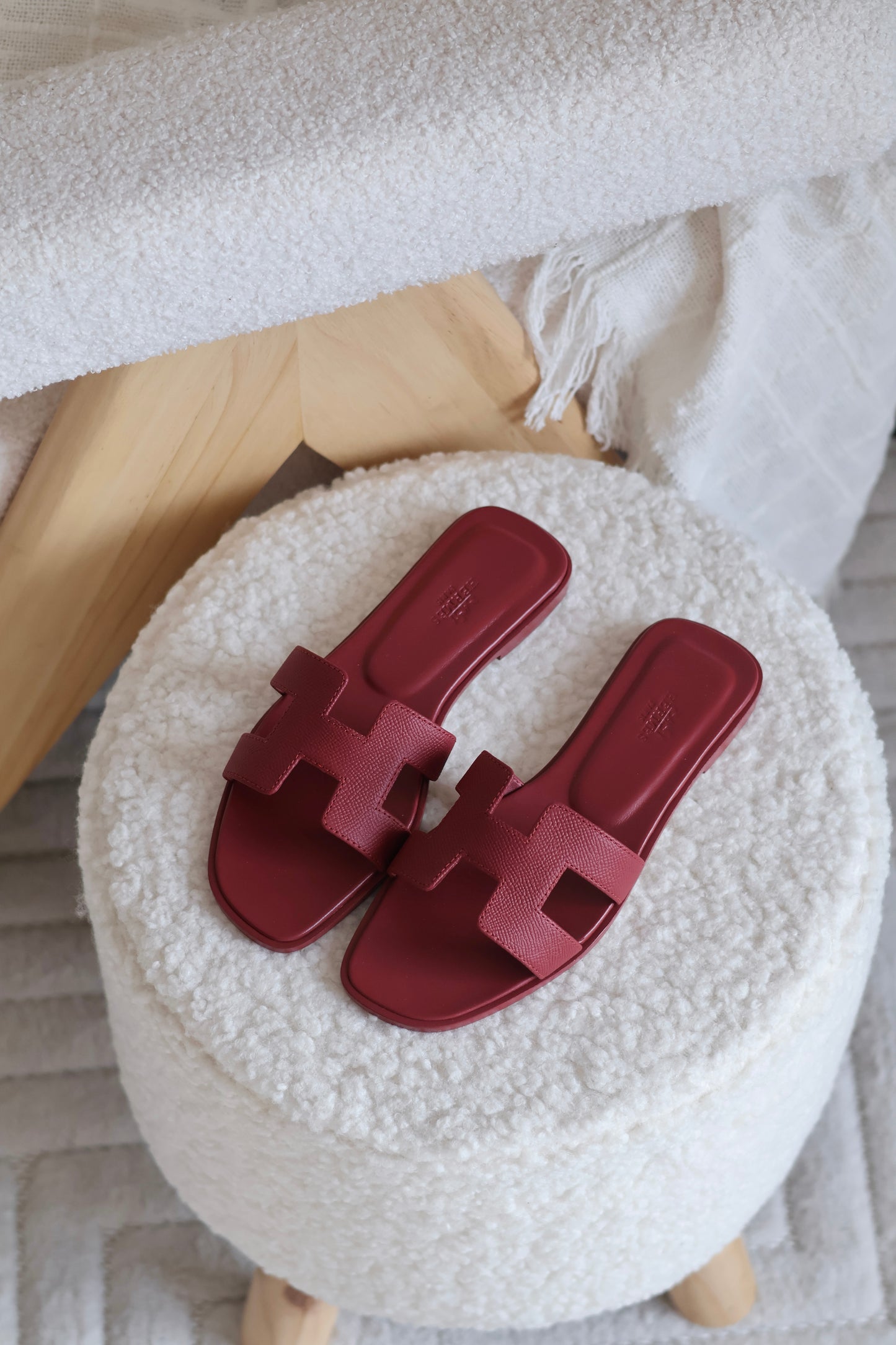 Oran sandal