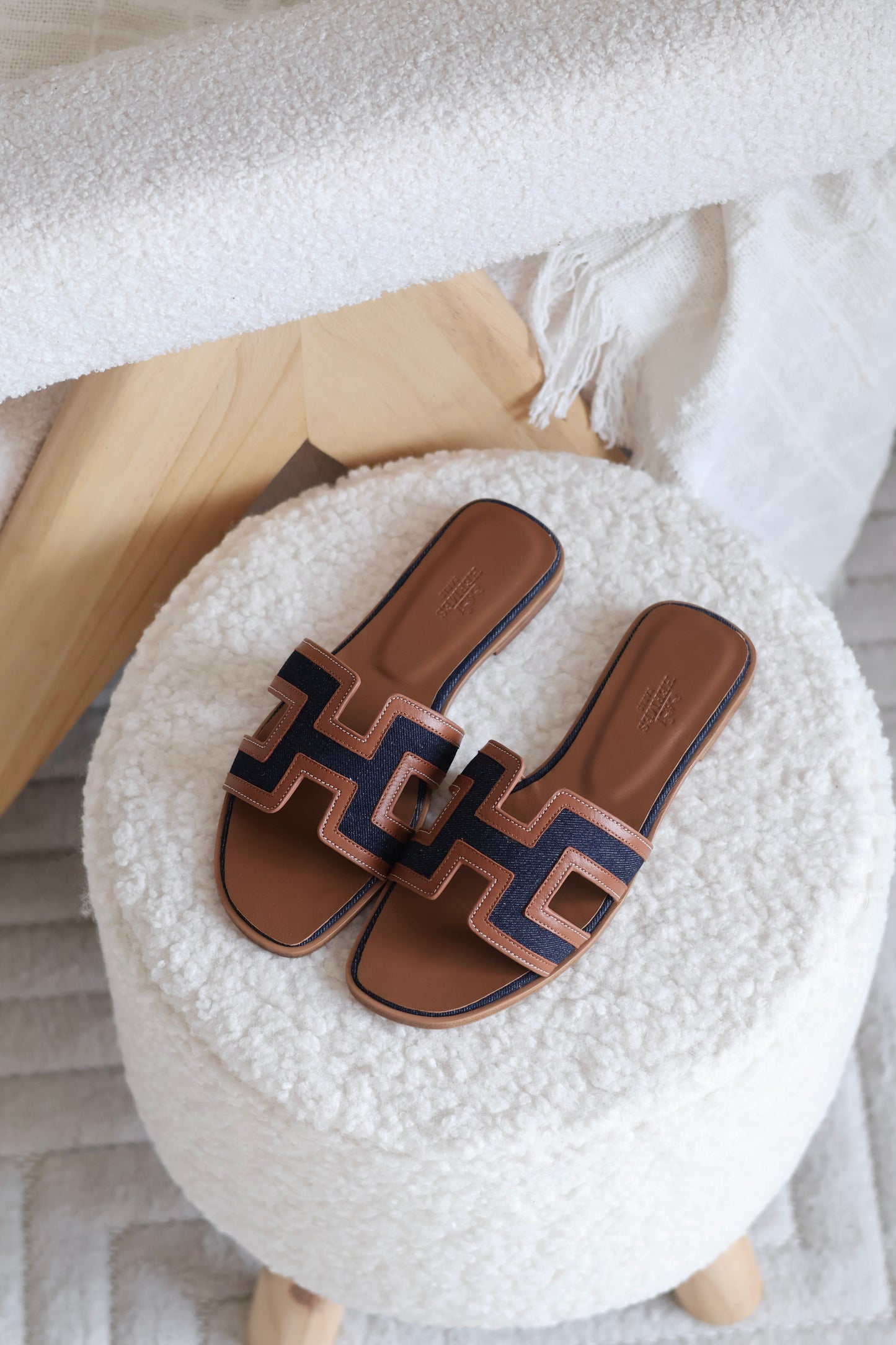 Oran sandal