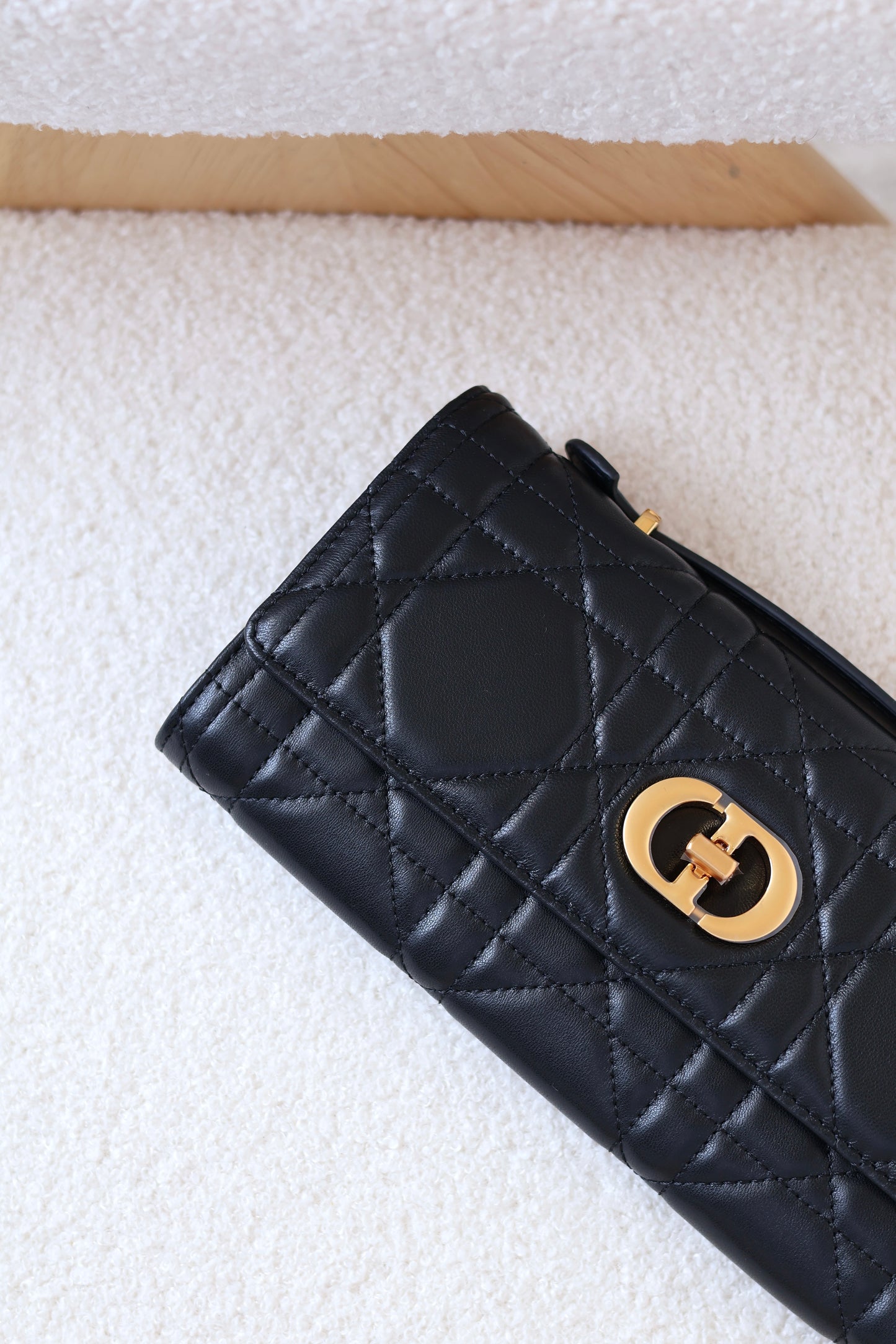 Miss Caro Top Handle-pouch