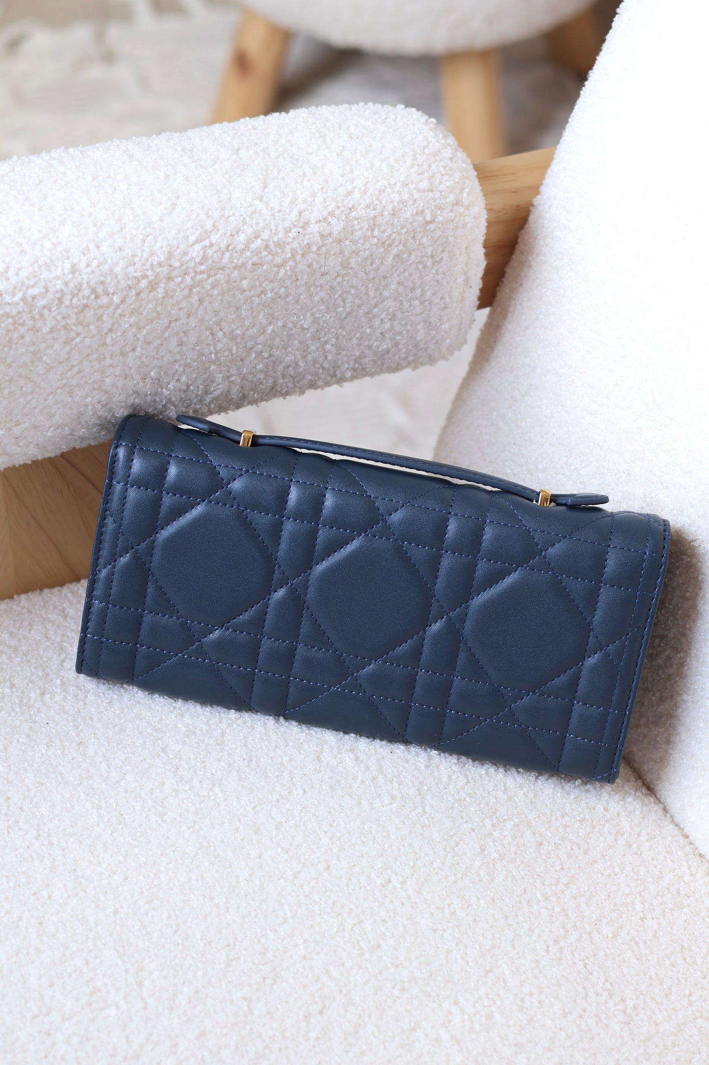 Miss Caro Top Handle-pouch