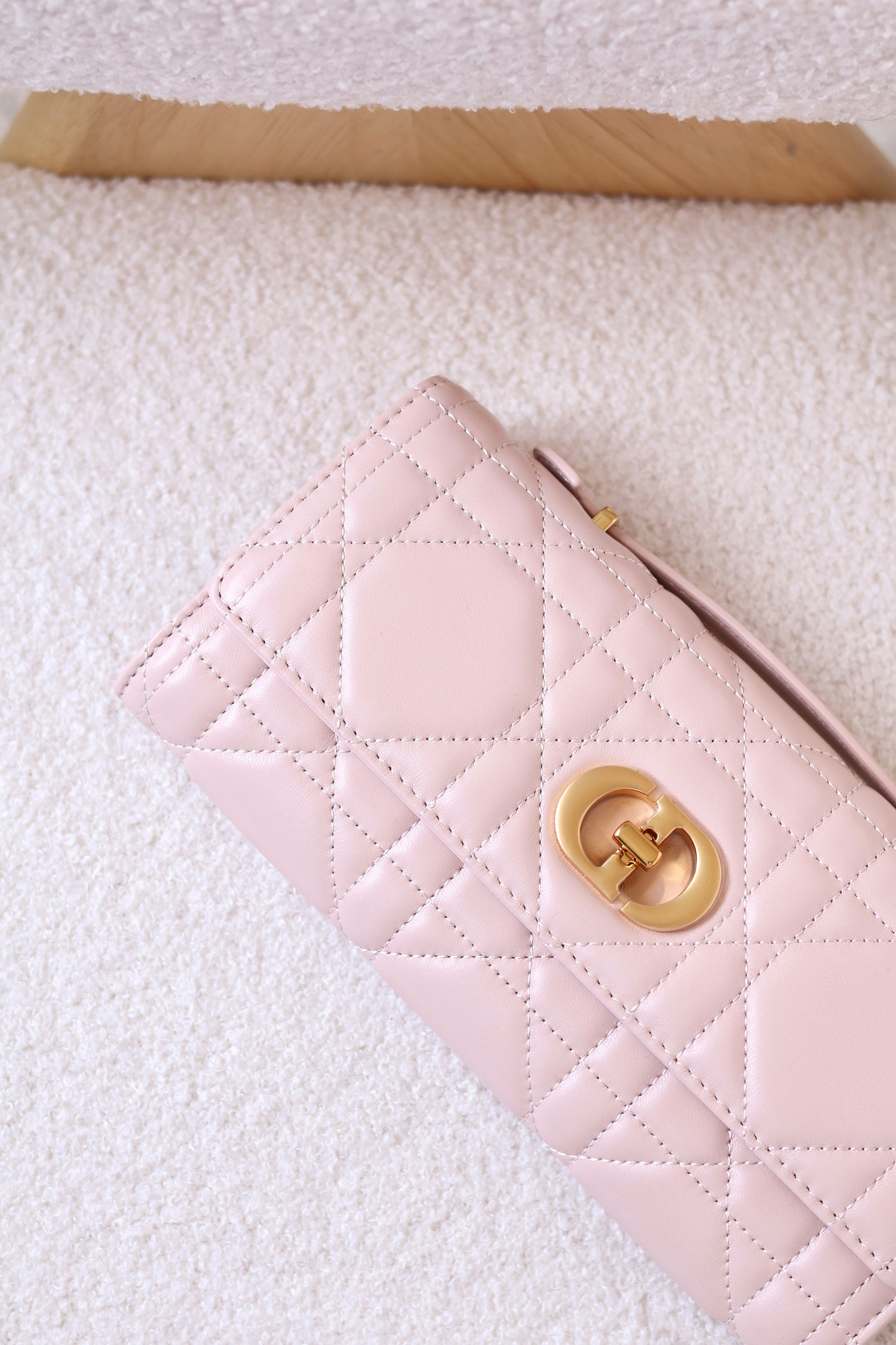 Miss Caro Top Handle-pouch