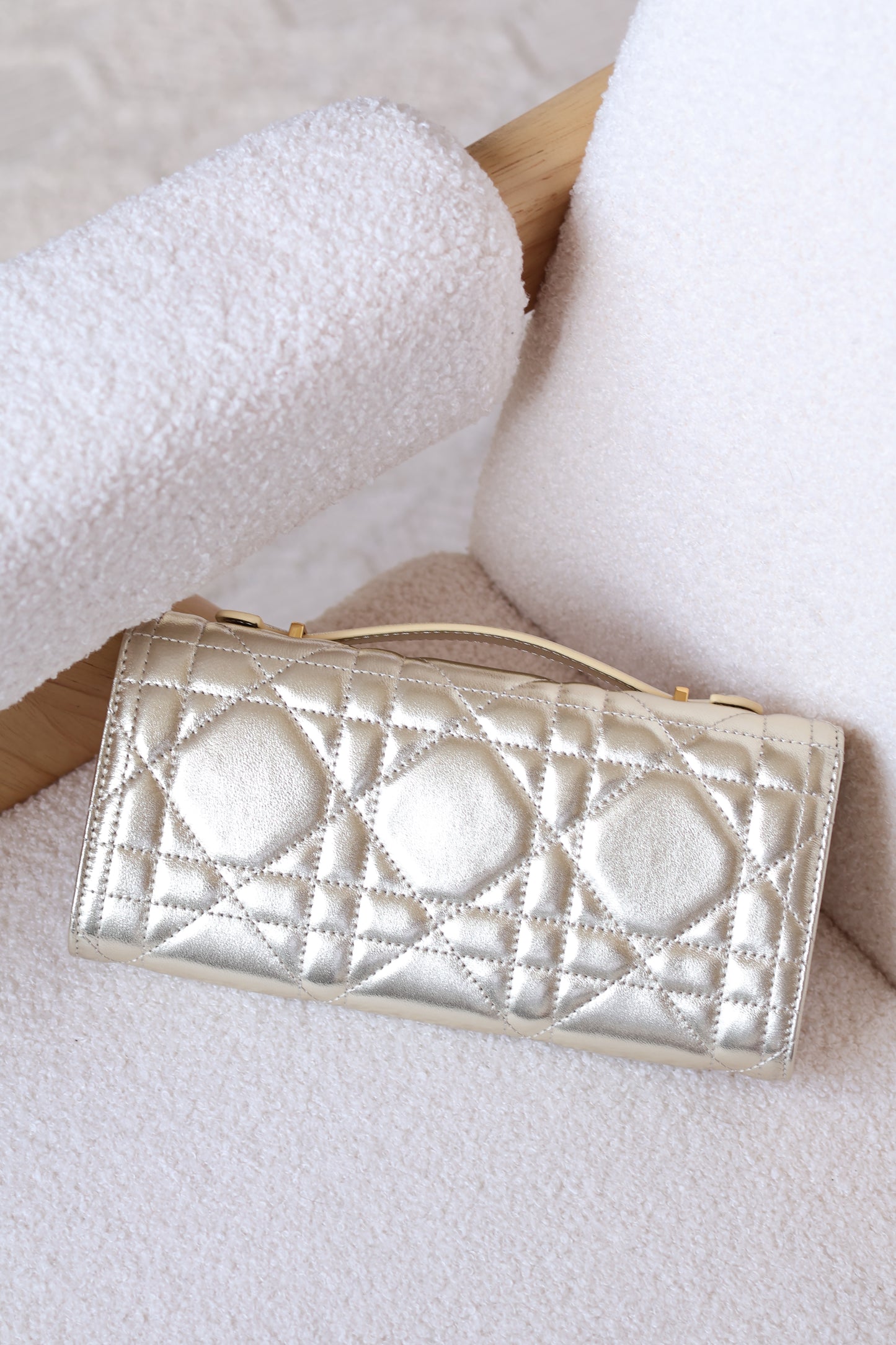 Miss Caro Top Handle-pouch