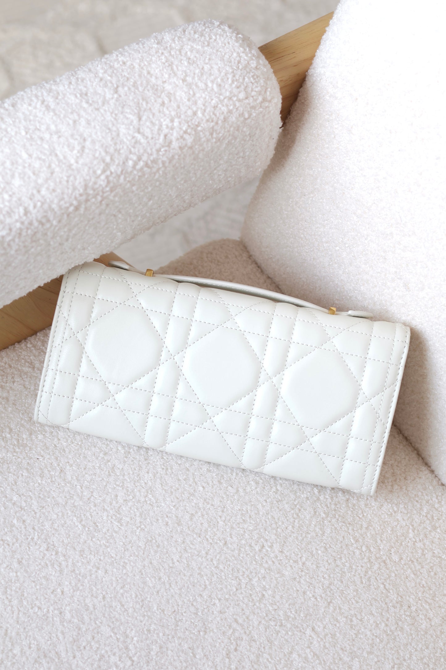 Miss Caro Top Handle-pouch