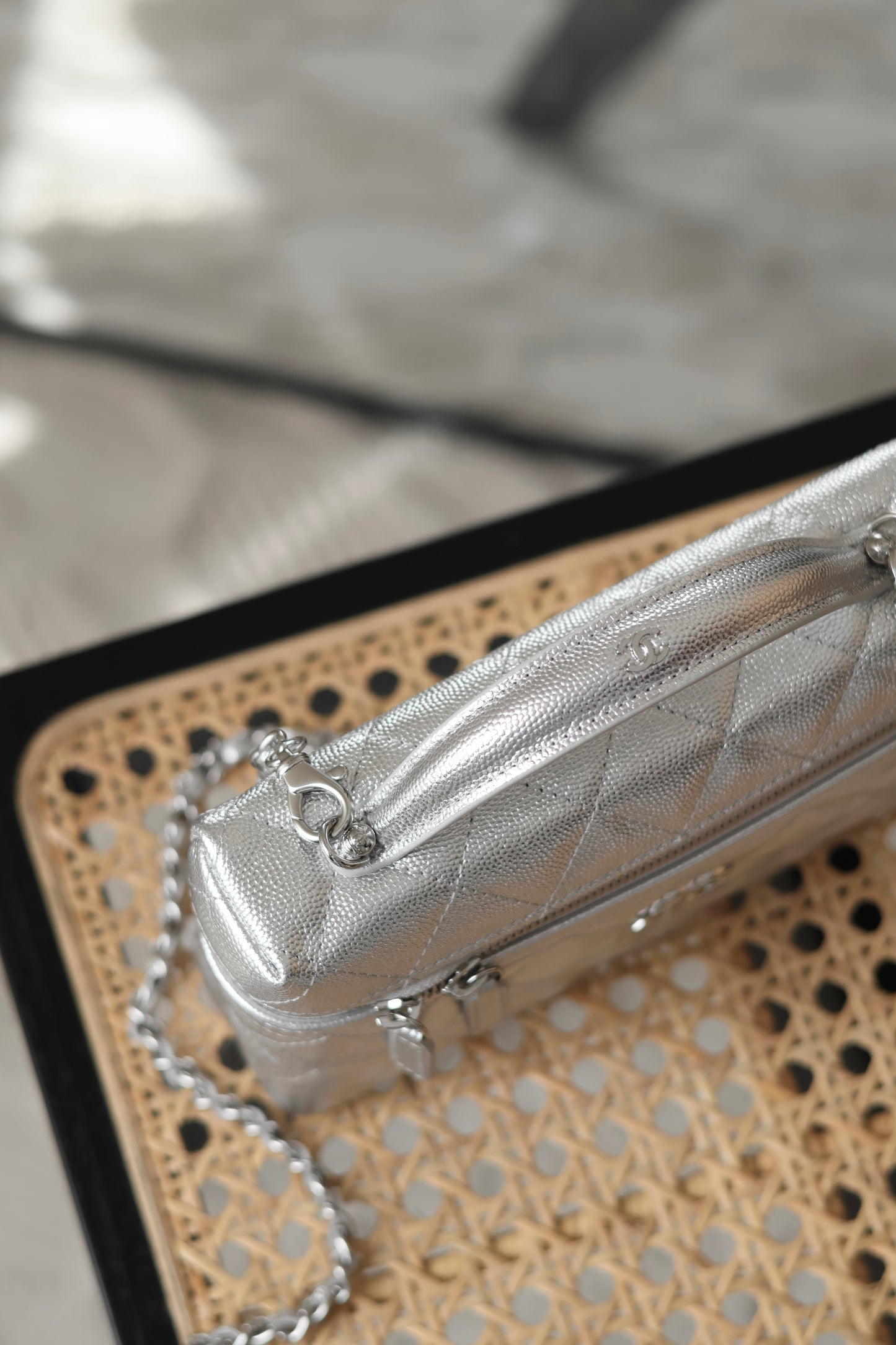 Vanity with Chain in Grained Calfskin