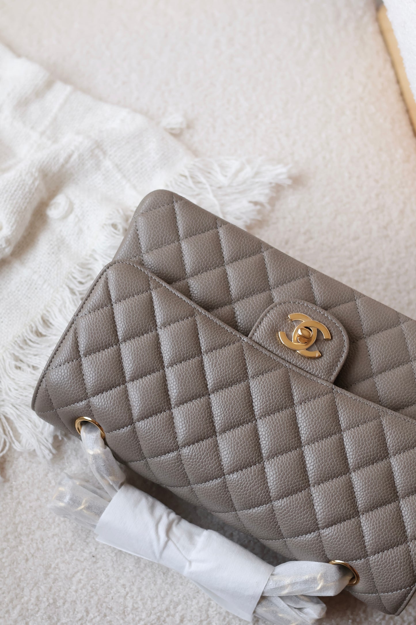 Classic 11.12 Handbag