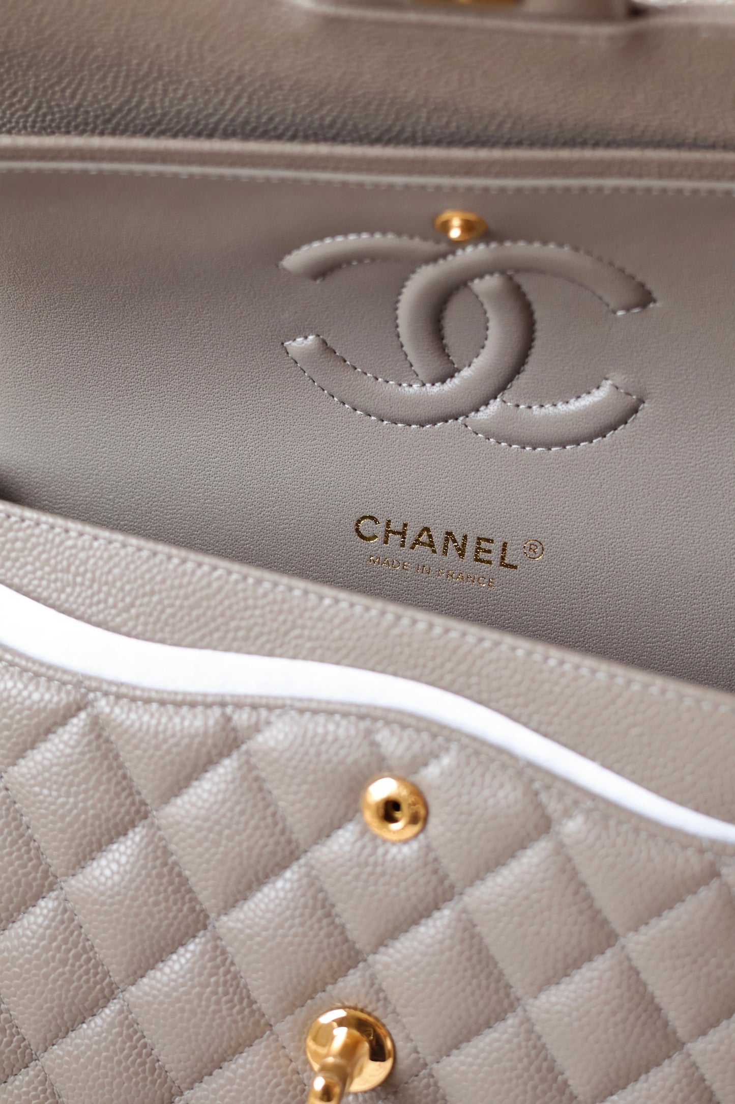 Classic 11.12 Handbag