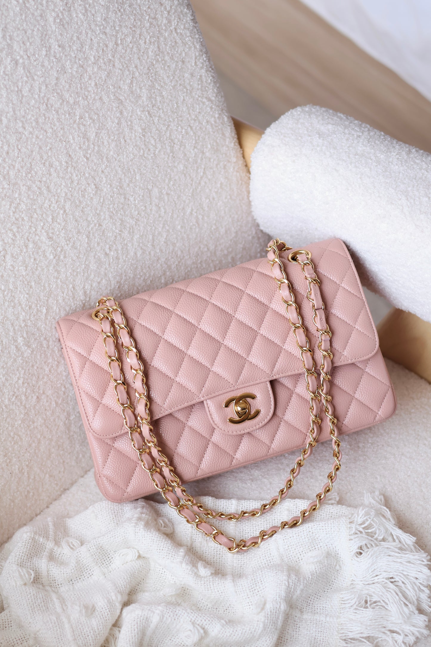 Classic 11.12 Handbag