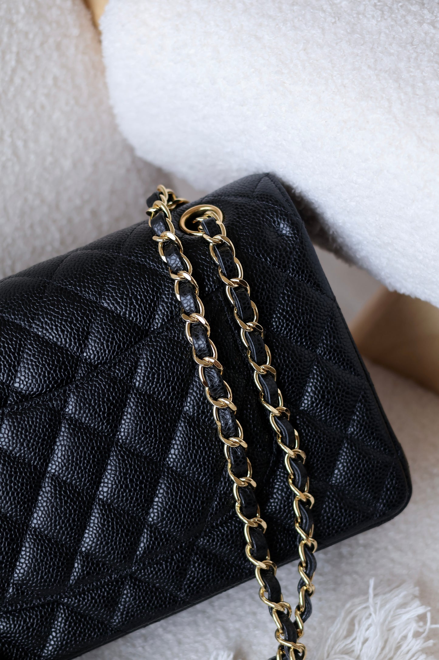 Classic 11.12 Handbag