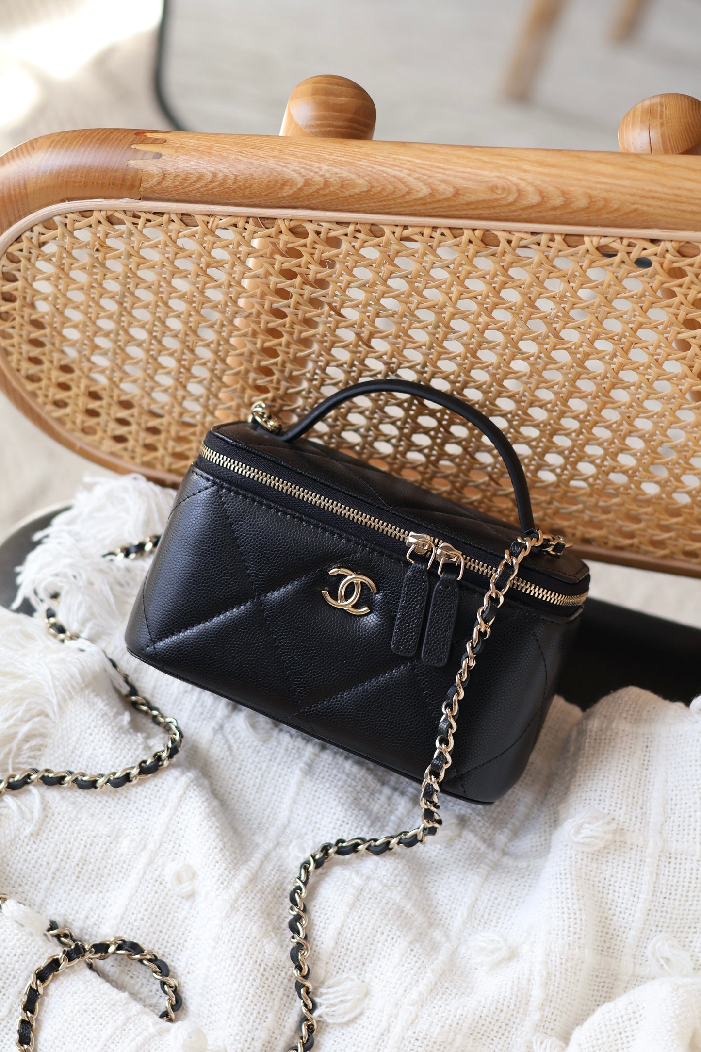 Long Vanity with chain