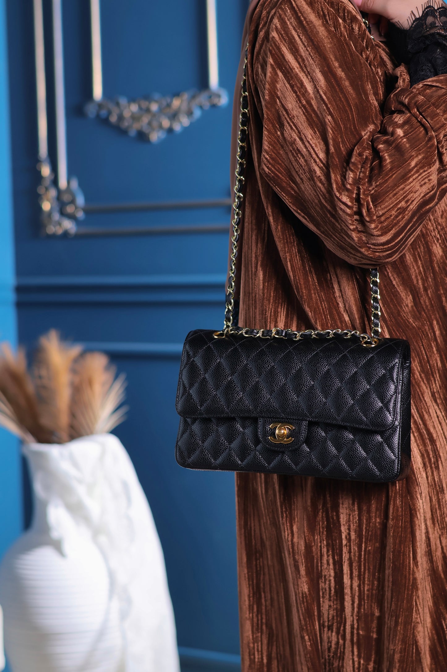 Classic 11.12 Handbag