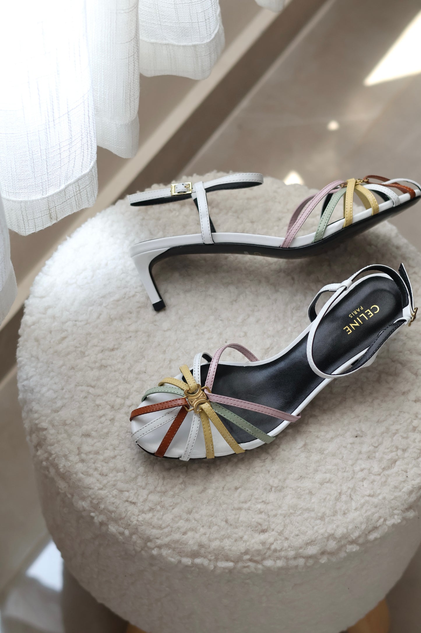 TRIOMPHE SANDAL