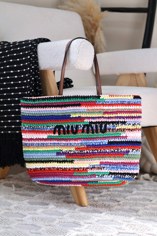 Crochet tote bag